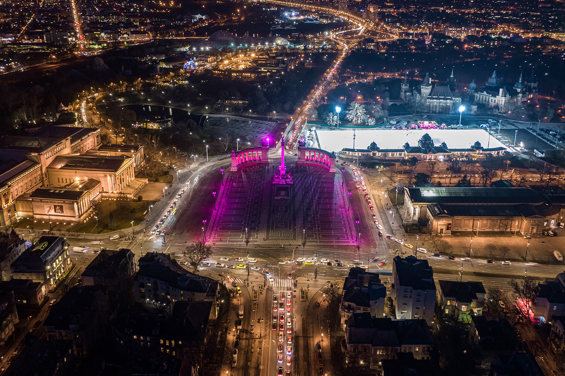 Heroes' Square in unique purple lights
