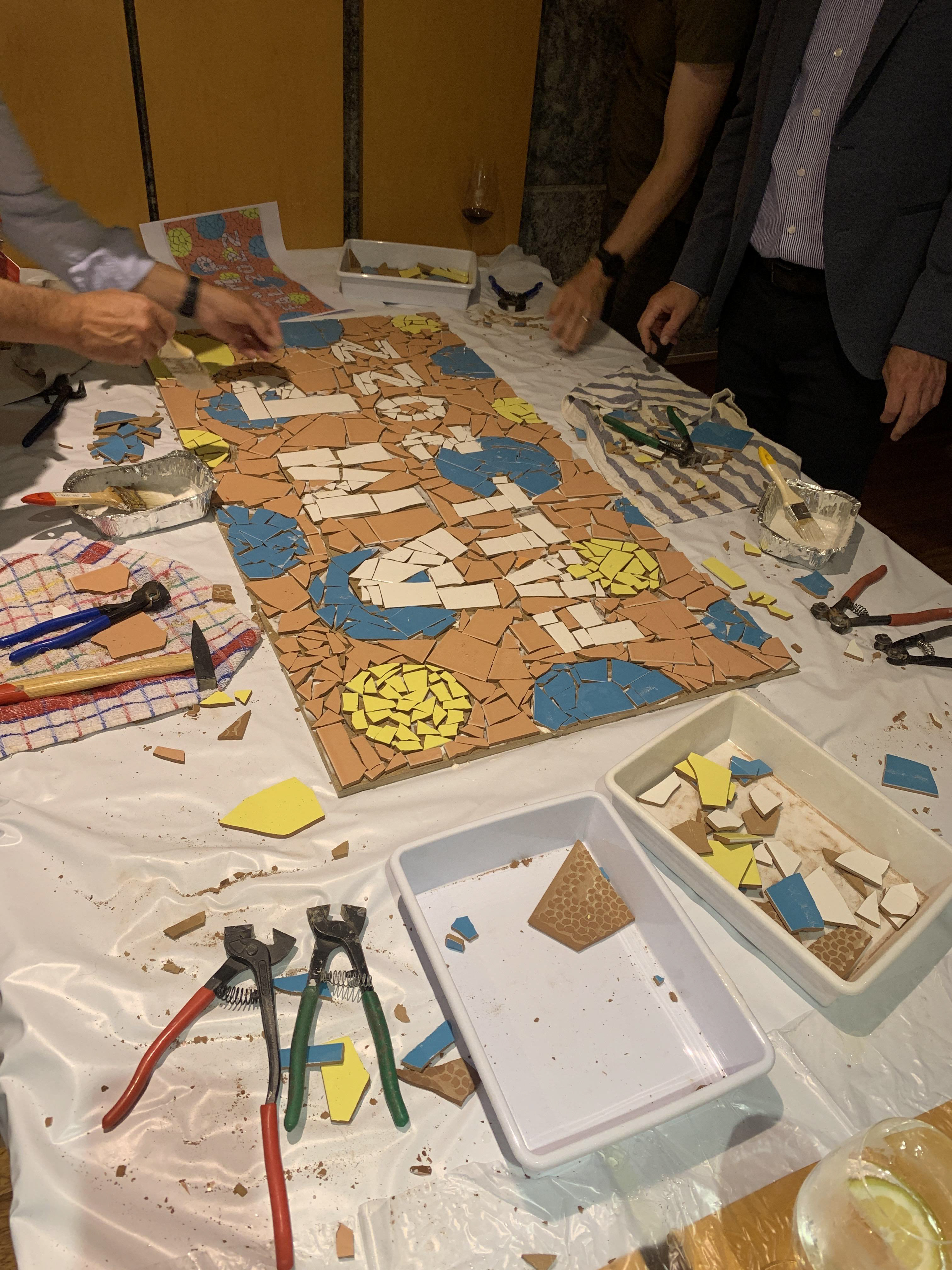 trencadis classes and team building activities in barcelona