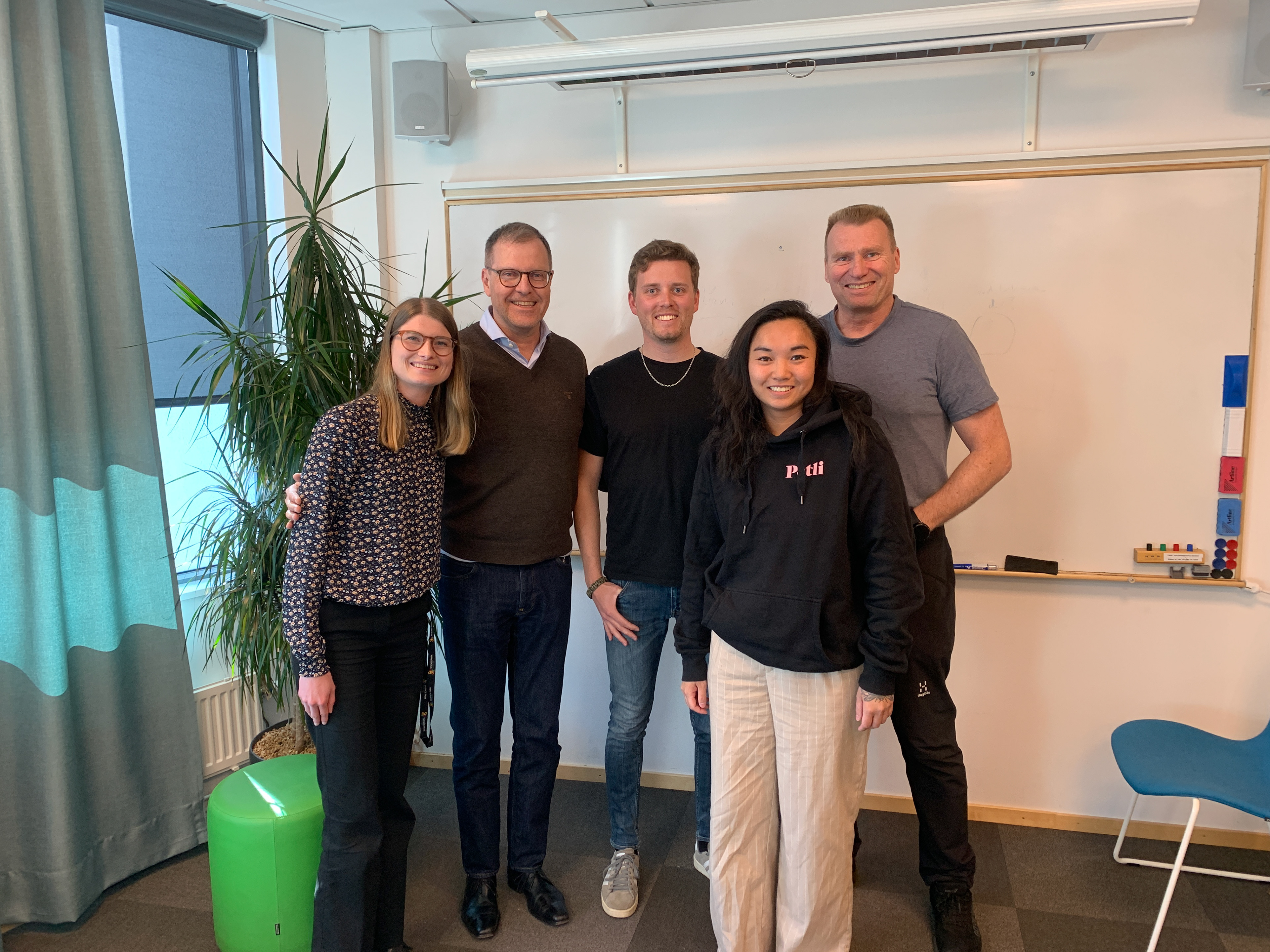 Sara, Anders, Erik, Alice, Dag. Några personer som på ett eller annat sätt involverat sig i OUTAKT. 