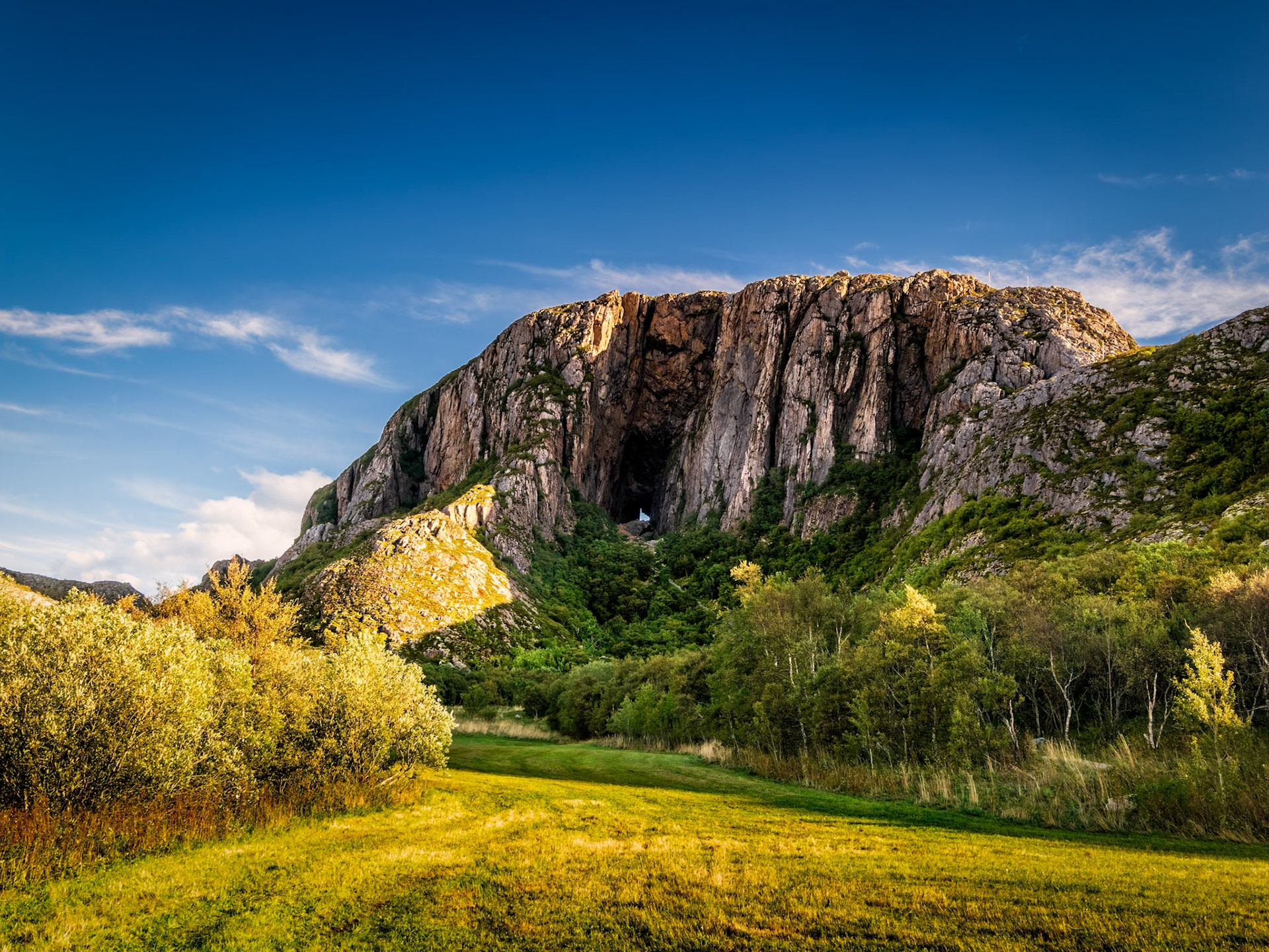 Torghatten Brønnøysund