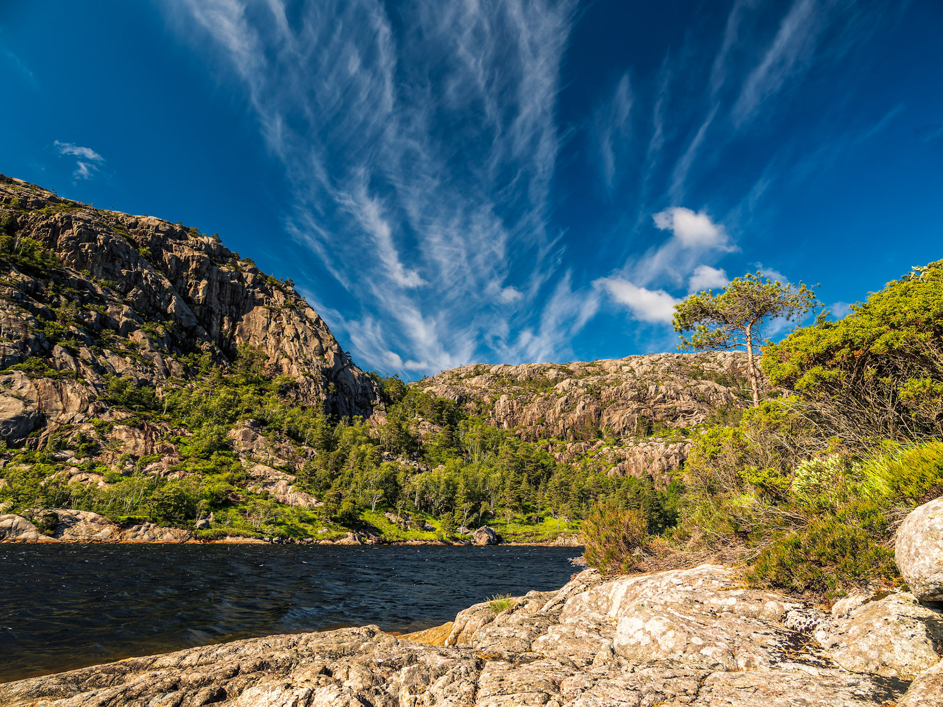 Åna-Sira-Veien (Fv44)