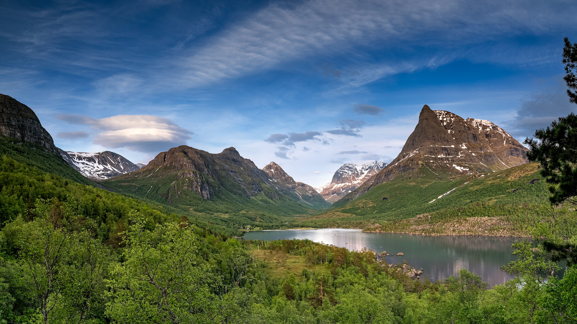 Innerdalen mit Innerdalenstornet