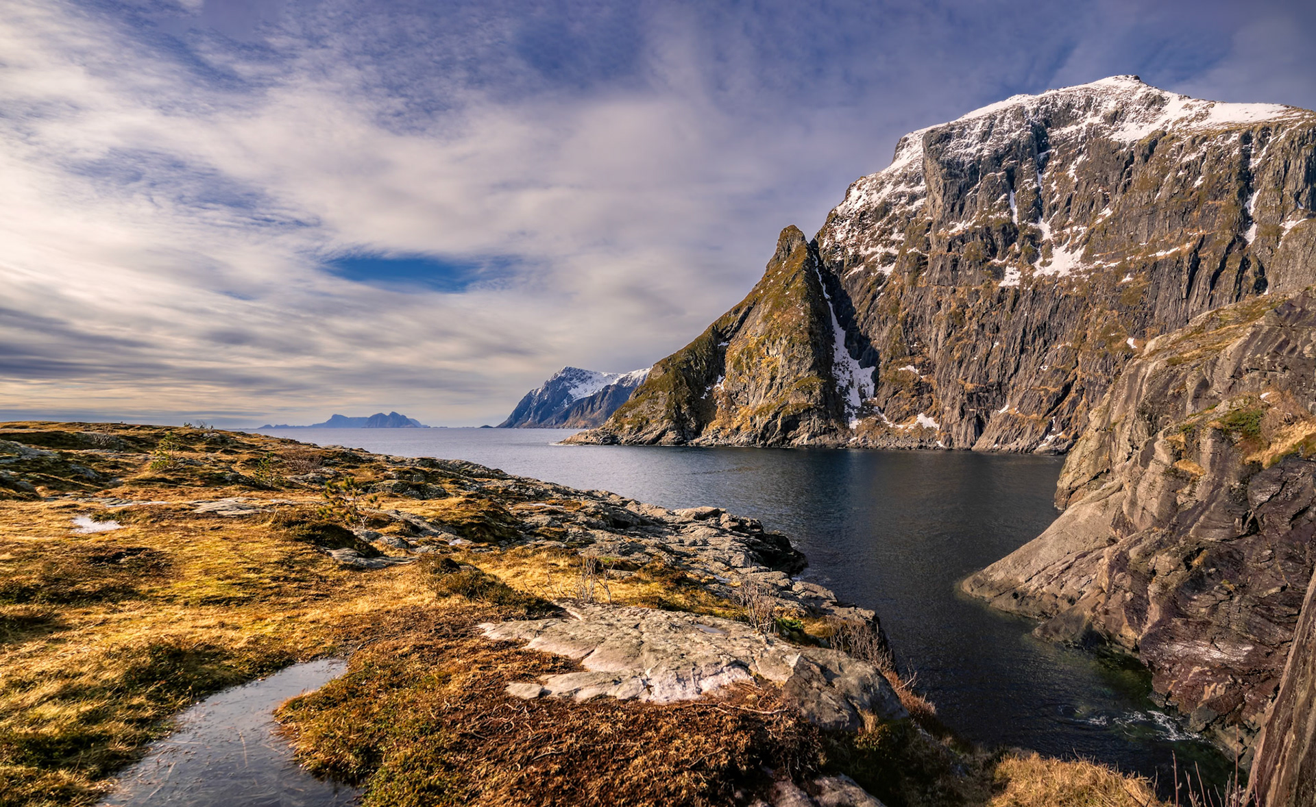 Blick von Å nach Varøy