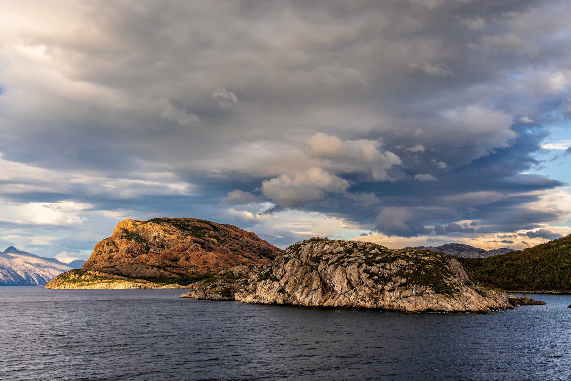 Auf der Fähre nach Tjøtta