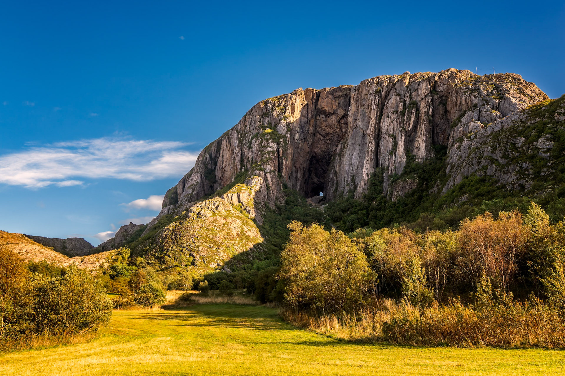 Torghatten Brønnøysund
