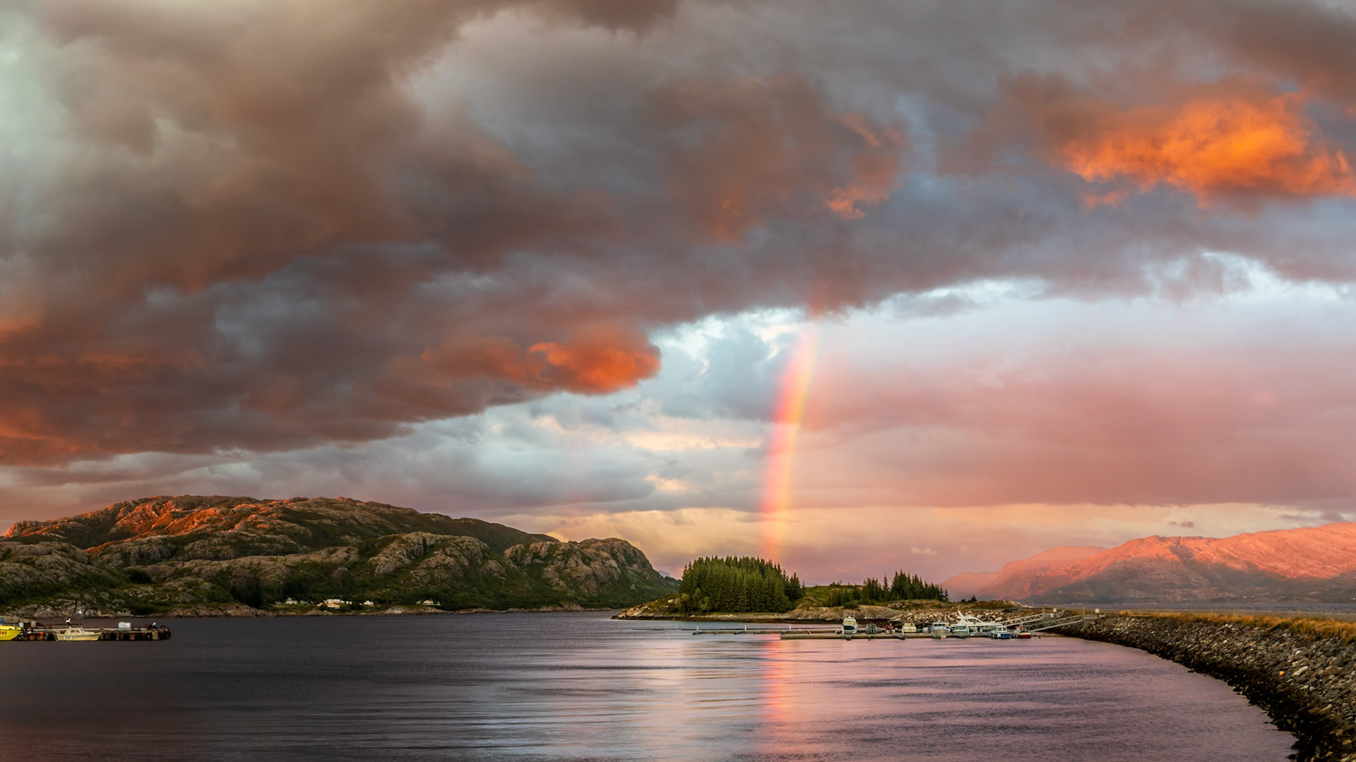 Am Fährhafen in Bjørn