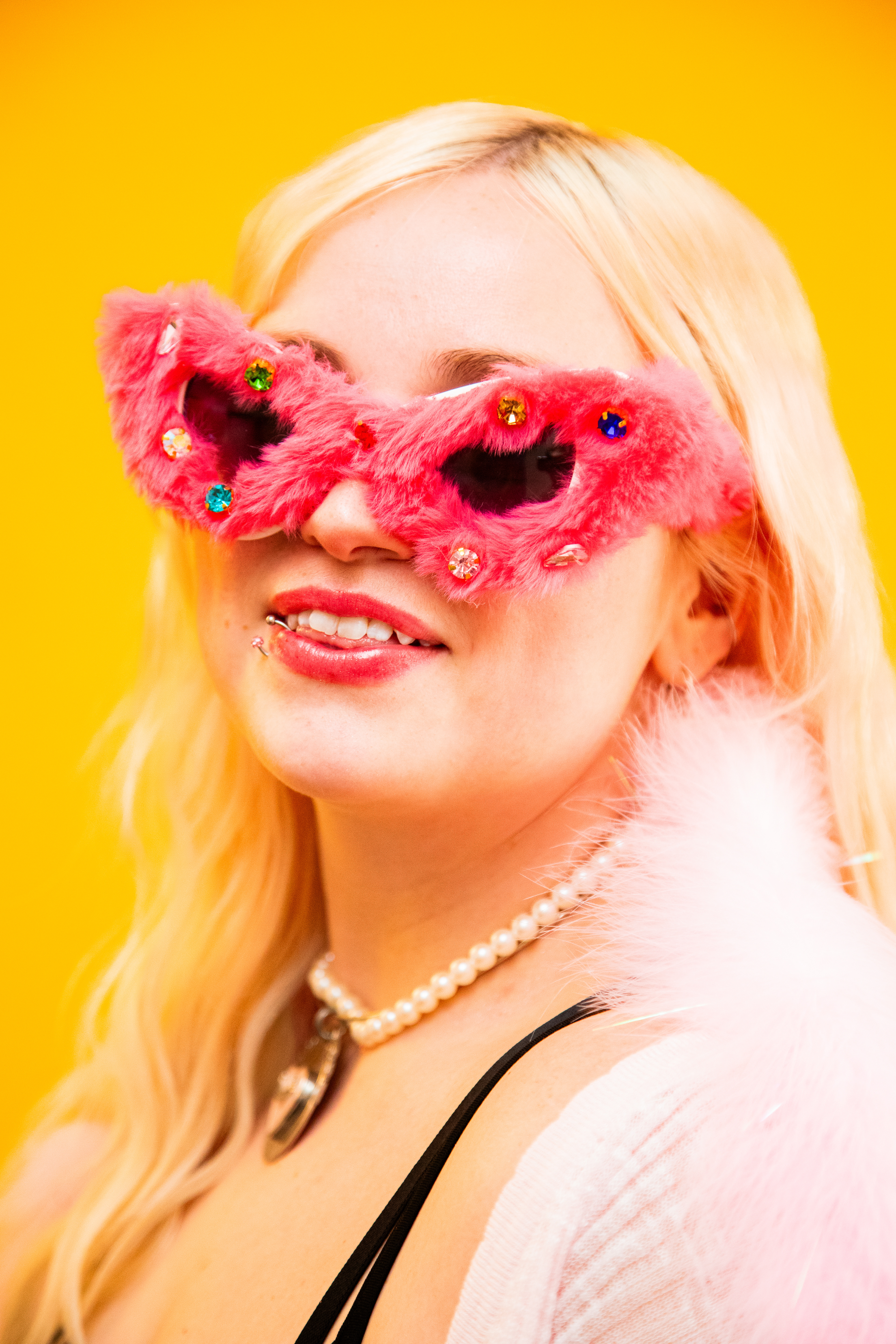 FUZZY LOVE, MAKINNA MERITT