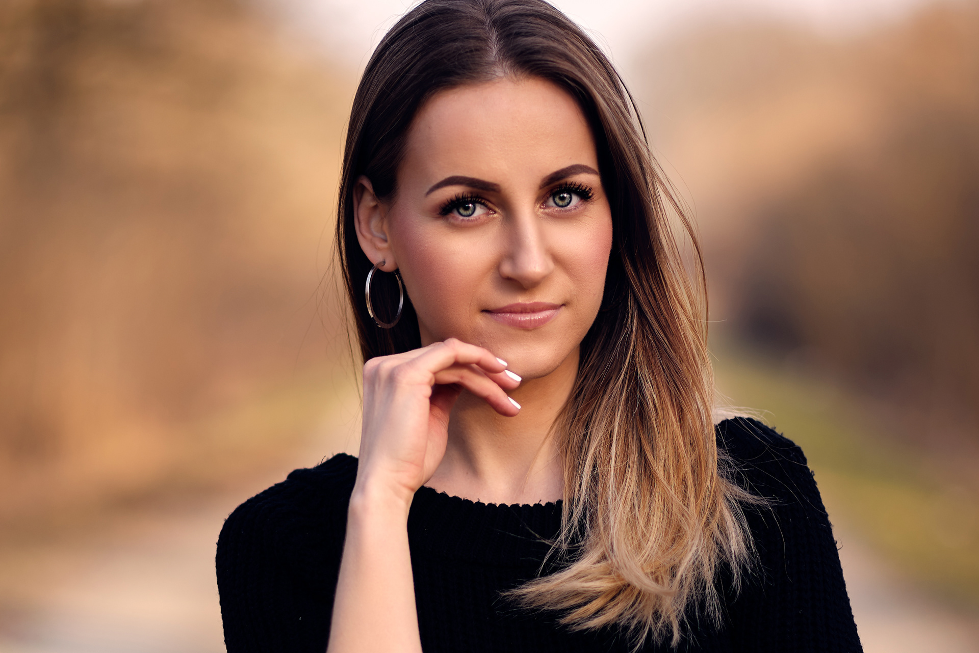 Osoba u Eksterijeru Krupni Plan 2