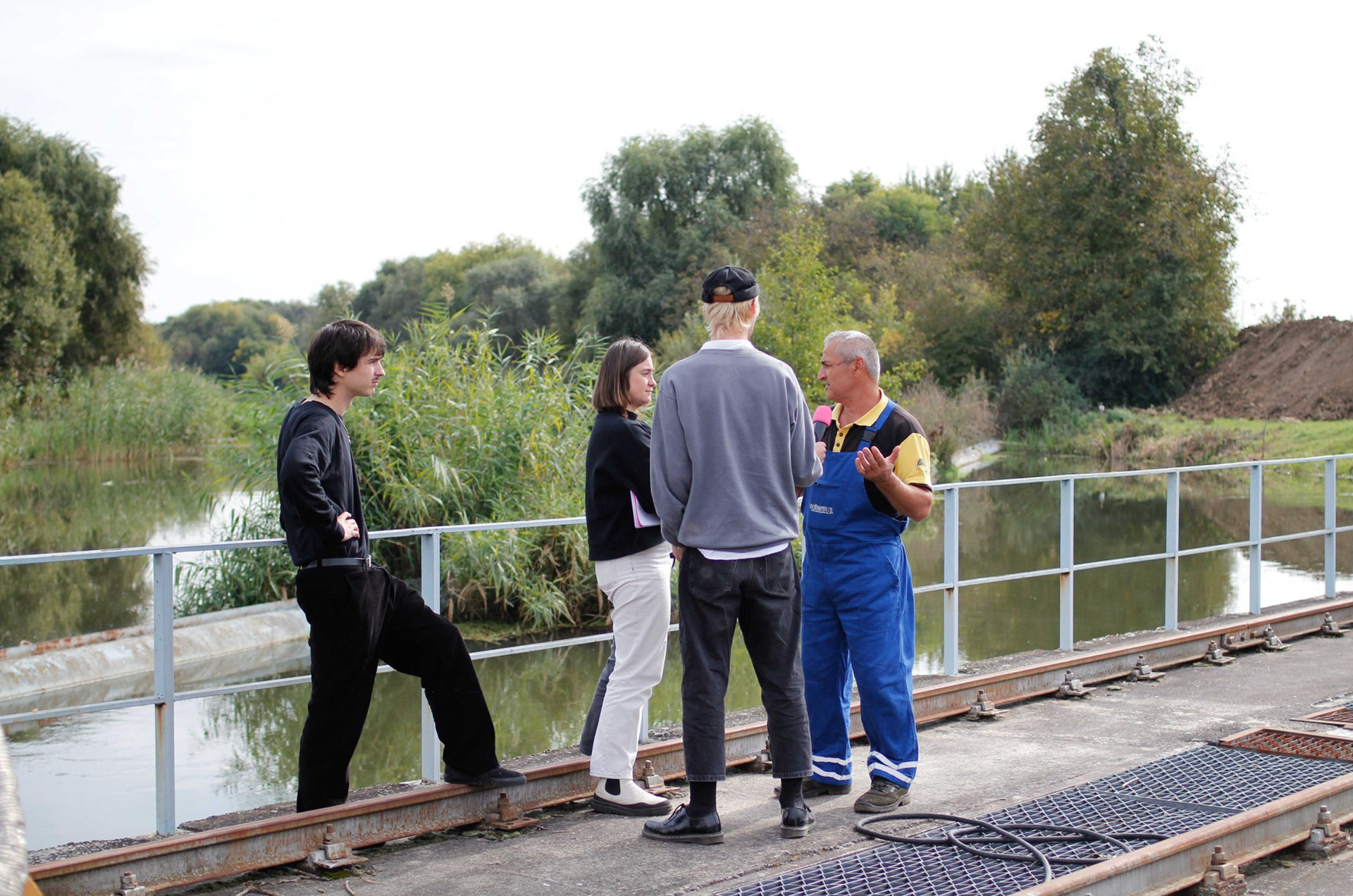 Not Even Water Gets Us Wet. A poetic sound composition workshop with Jasmina Al-Qaisi & Ralf Wendt, October 6, 2023, Timișoara Hydropower Plant – Culture Quest #4 – Photo: Mircea Ilcău