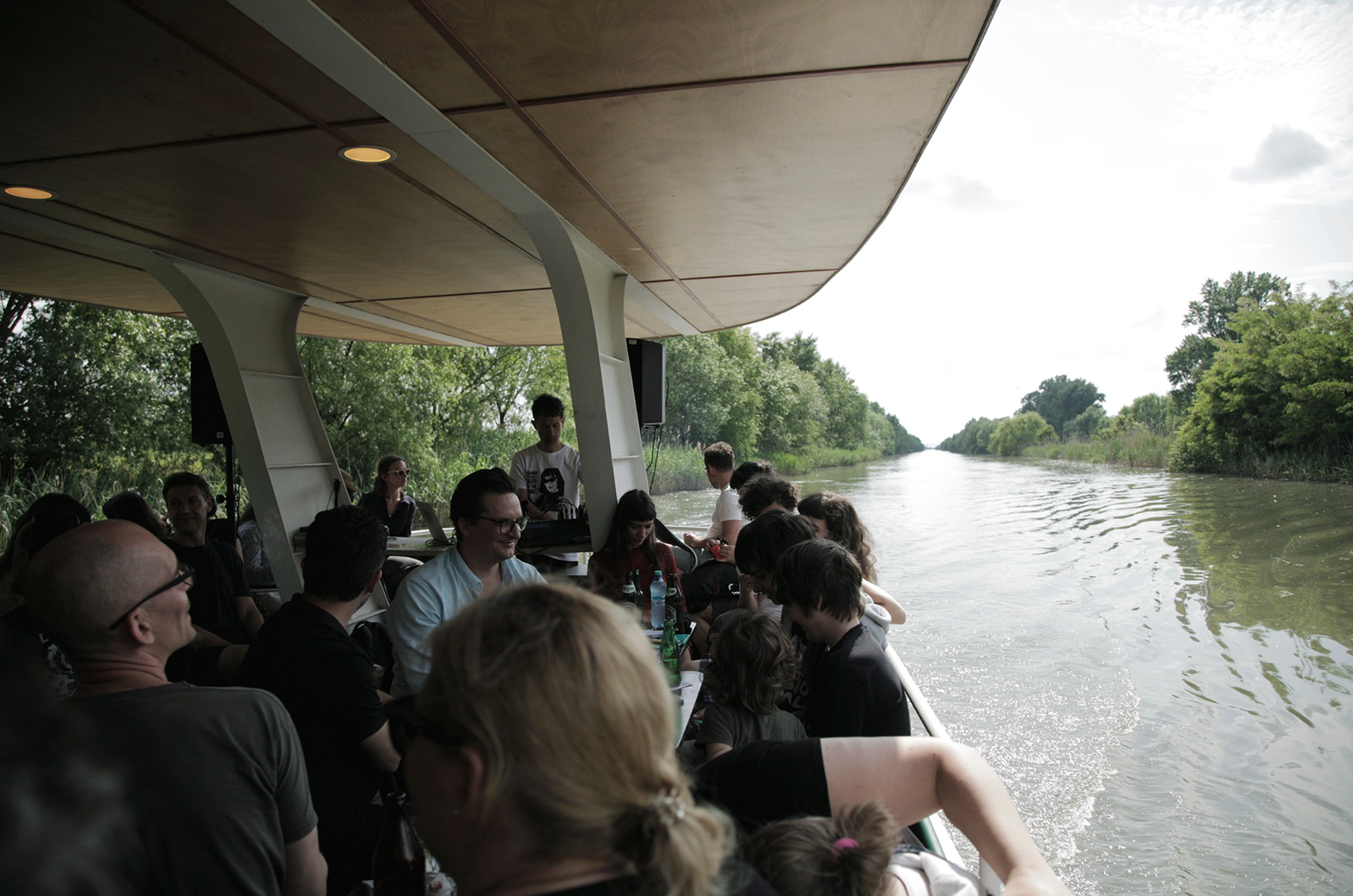 Cruise on Bega. performance Jakob Kirkegaard. Photo: Andreea Săsăran