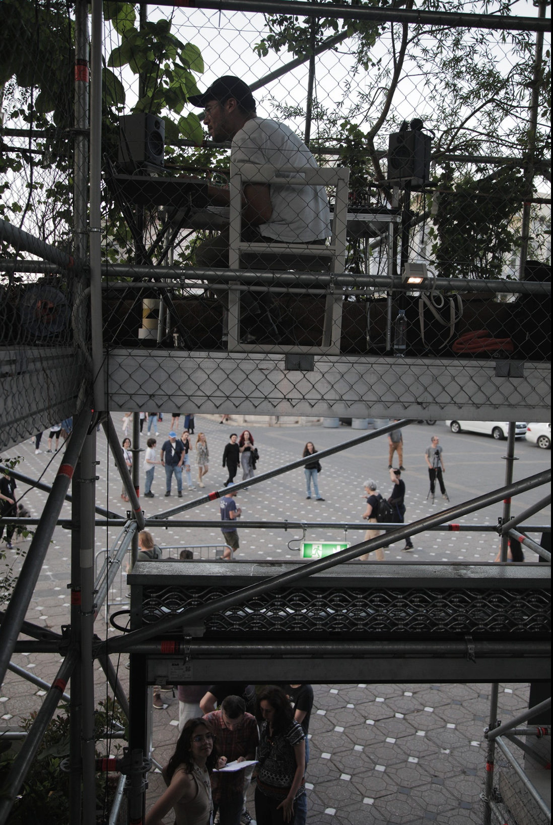 ENRIQUE ARRIAGA - The Phonosynthesis Cycle performance at Pepiniera 1306 plants, Victory Square Photo: Andreea Săsăran