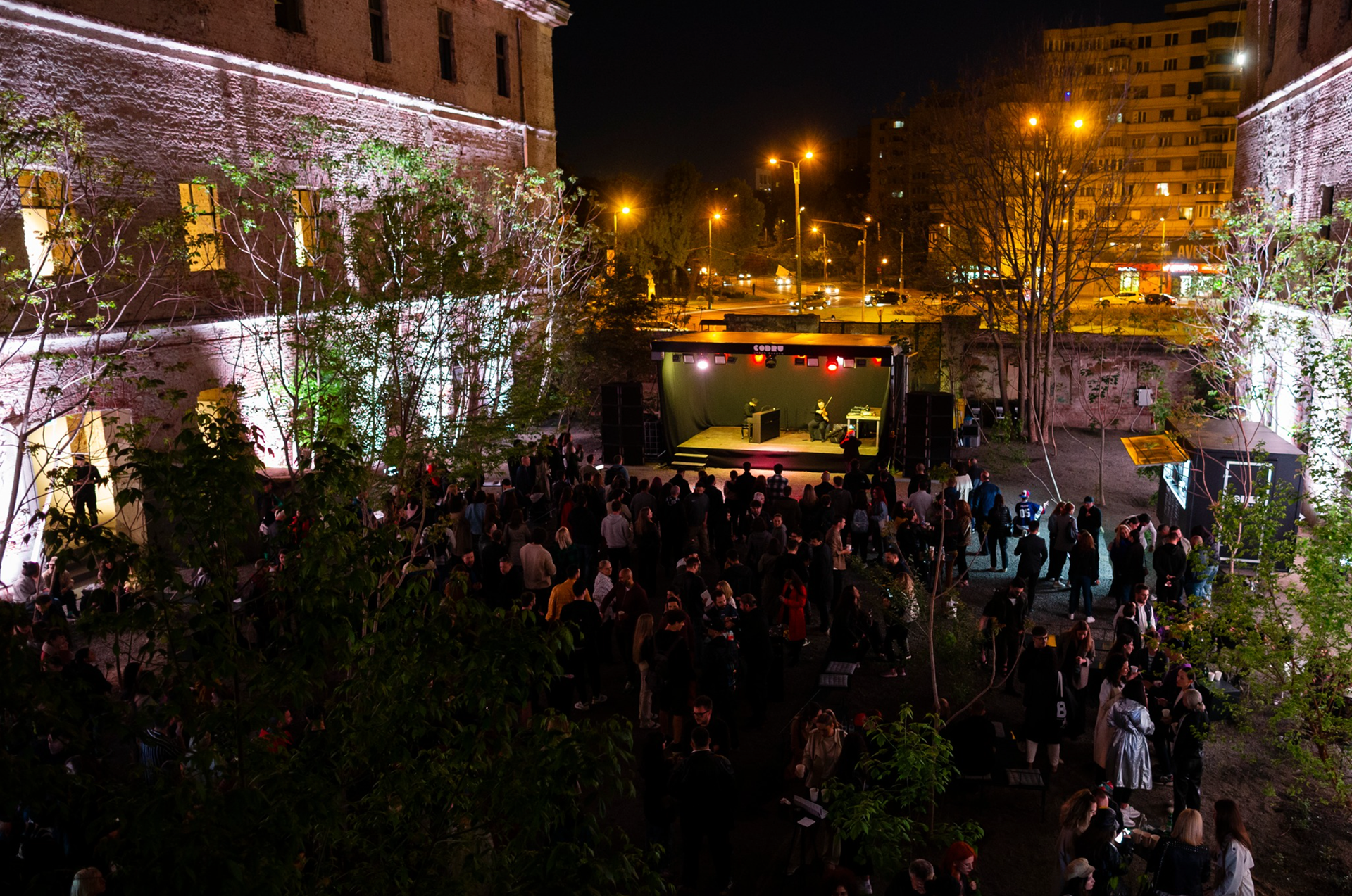 after SCULPTURE / SCULPTURE after. photo courtesy of Triade Foundation