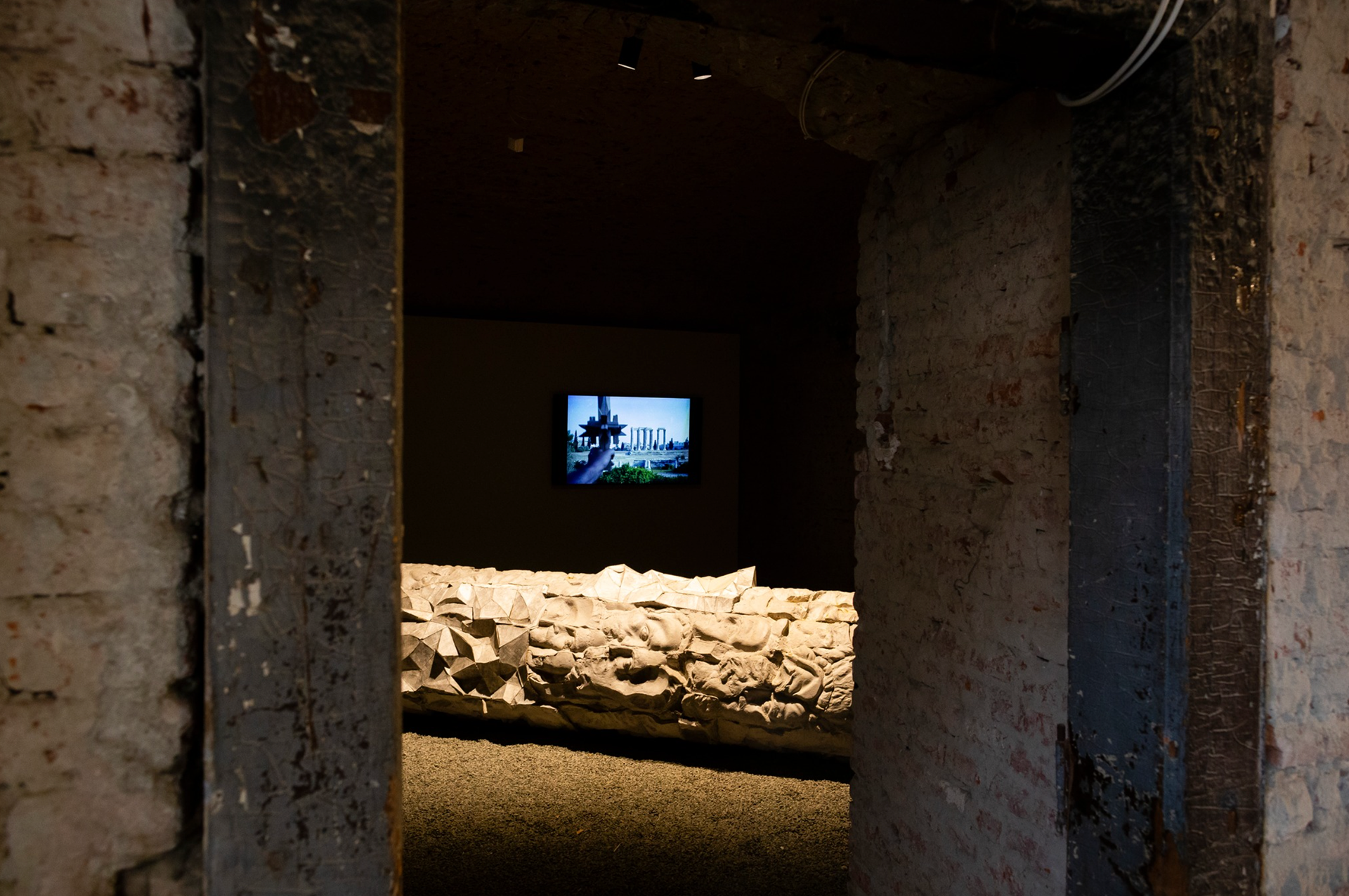 after SCULPTURE / SCULPTURE after. photo courtesy of Triade Foundation