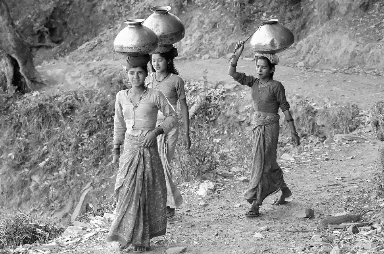 Garwhali girls with water pots. Garwhal Himal, India