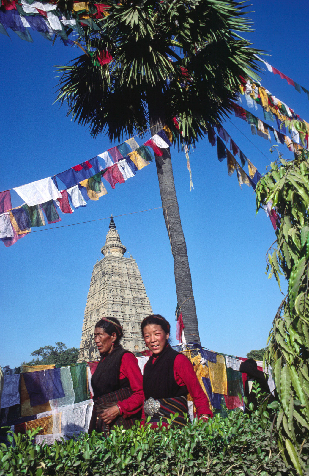 Tibetan mother and daughter. Bodh Gaya, India