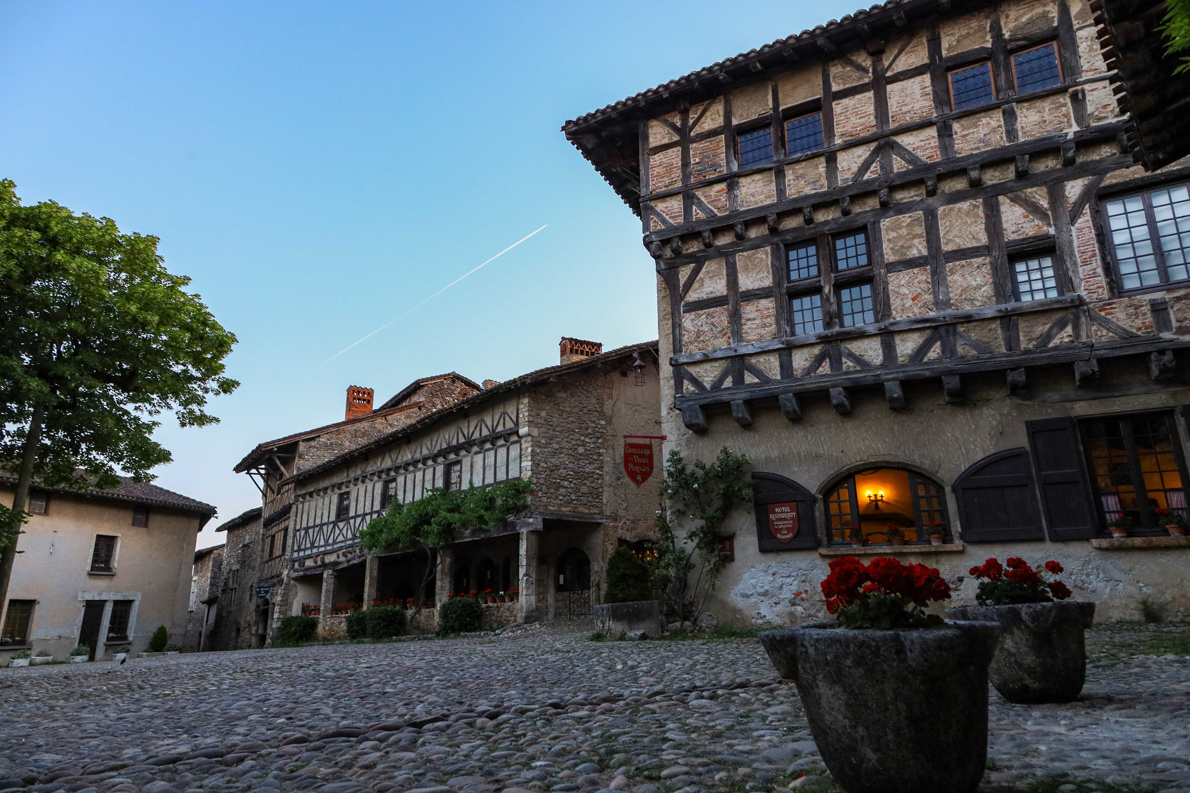 Perouges