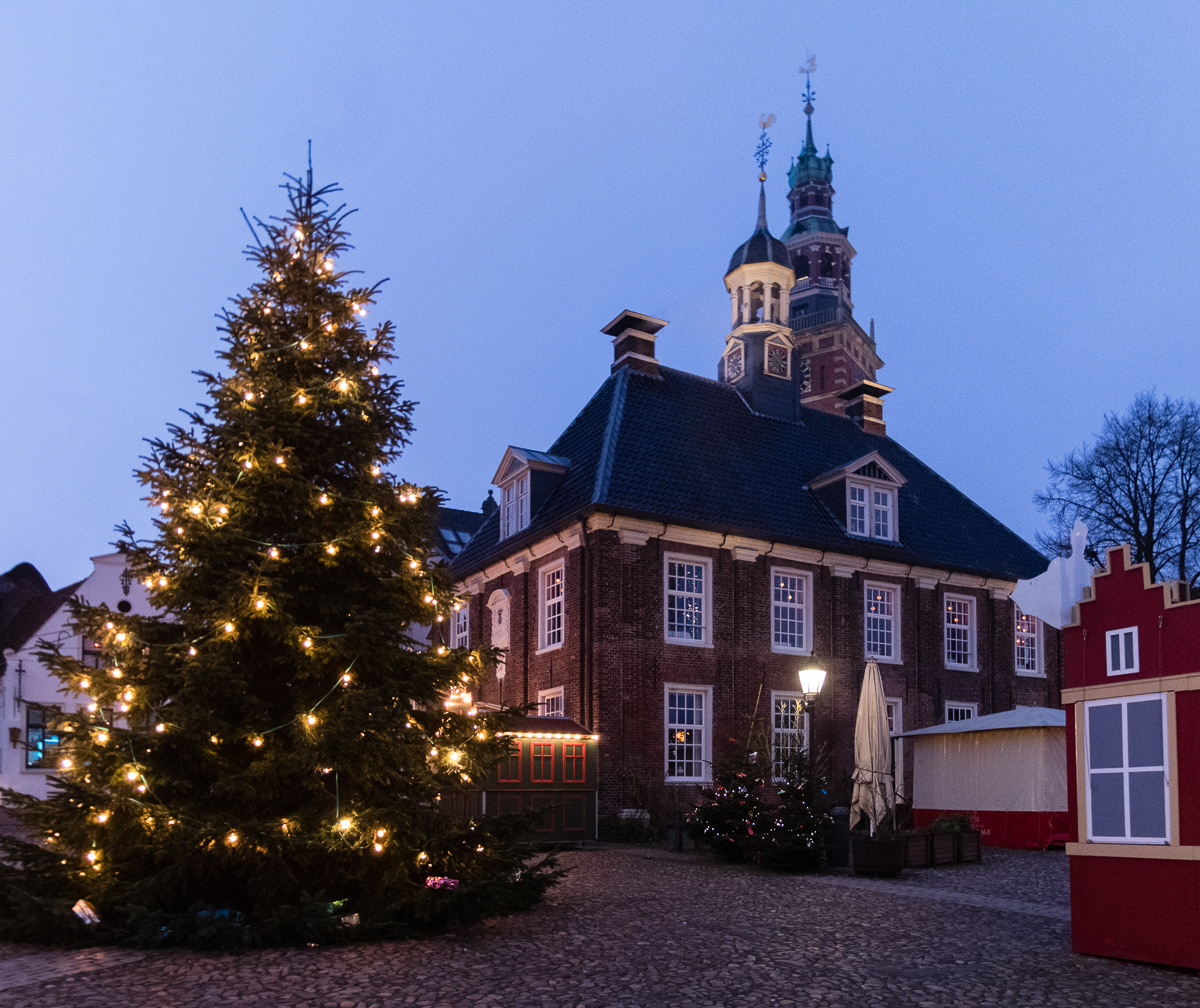 Weihnachtsmarkt am Hafen