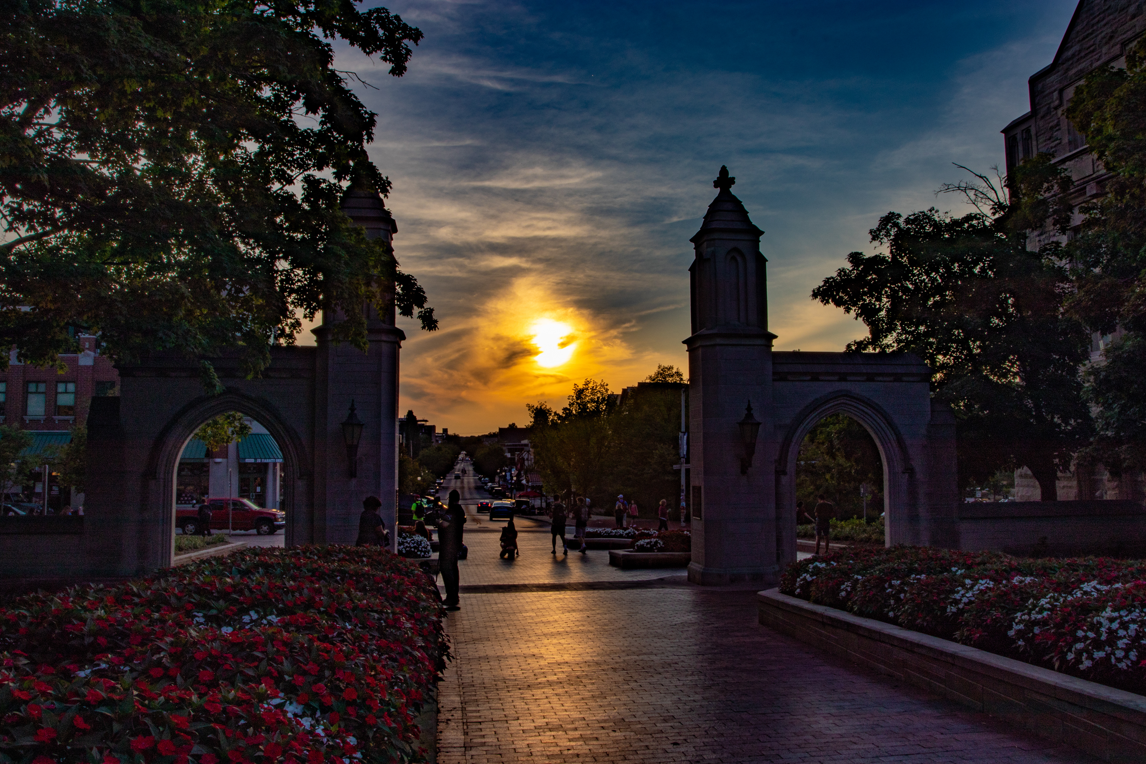 41- Welcome to IU