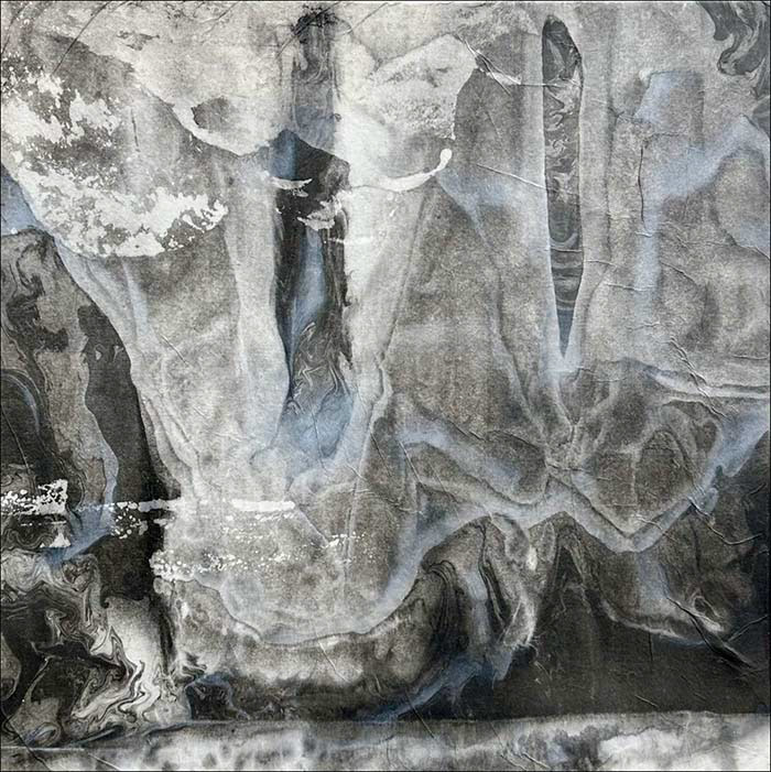 Fluid Pillars (2025): 18 x 18 inches