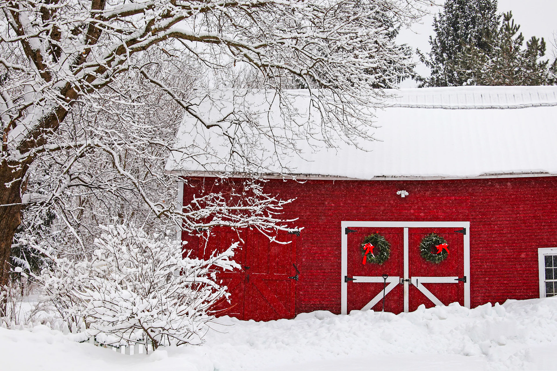 "Barn Wreaths' --Castleton