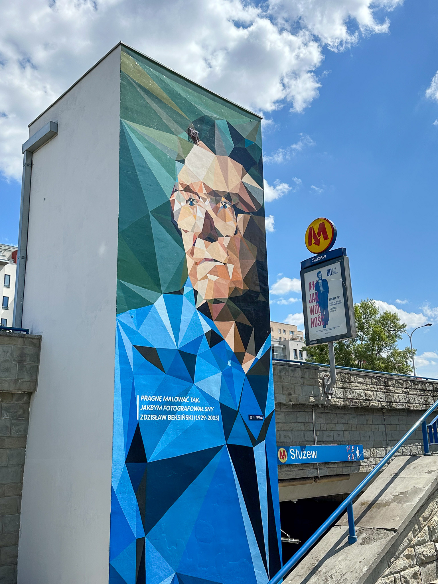 Mural pamięci Zdzisława Beksińskiego - Murale Metra (Służew) - Warszawa 2024