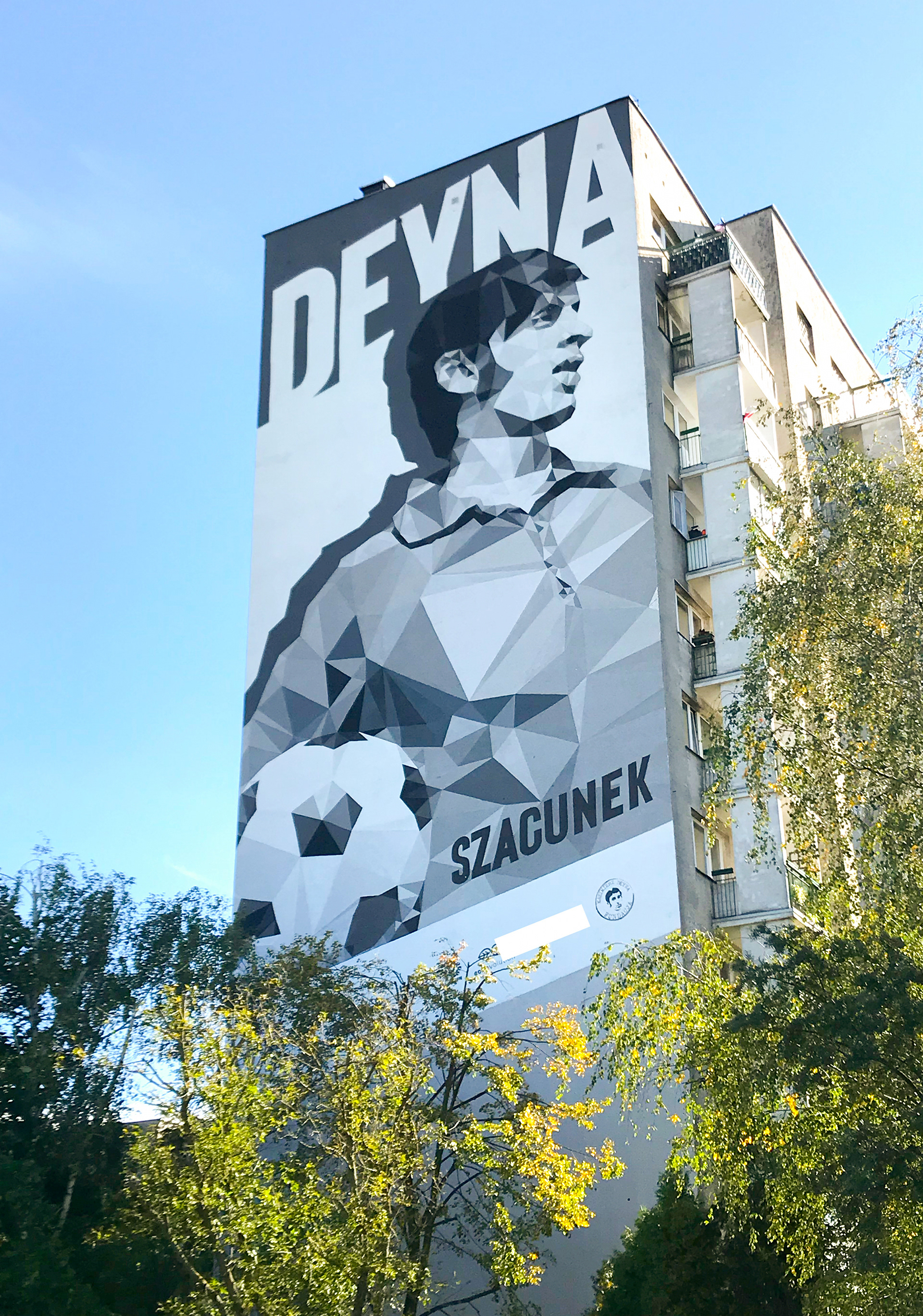 Mural pamięci Kazimierza Deyny - Ursynowskie Murale - ul. Kazury 16 - Warszawa 2021