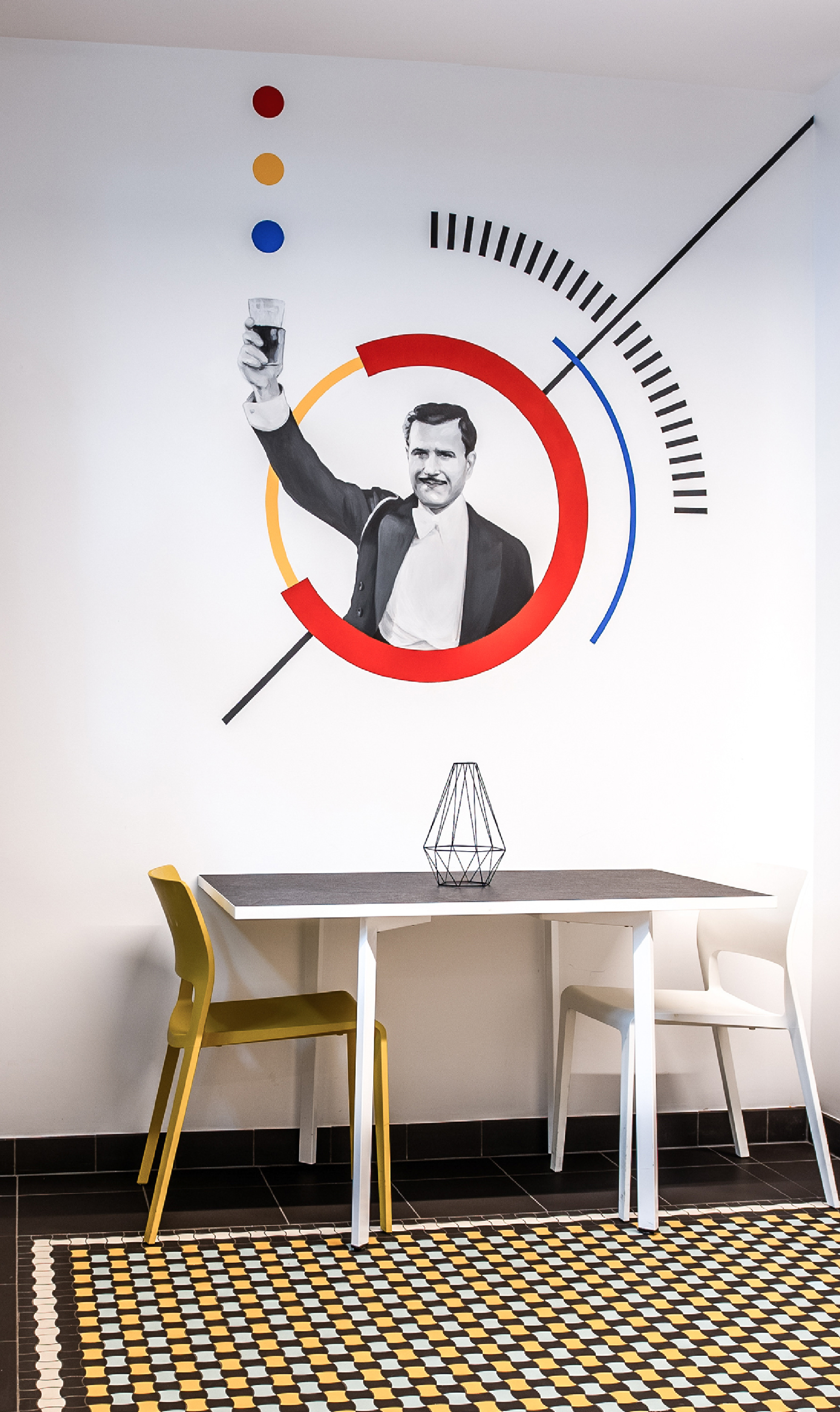 Murale EIP - ul. Dąbrowskiego 30 - aut. Marcin Ślusarczyk - Warszawa 2020