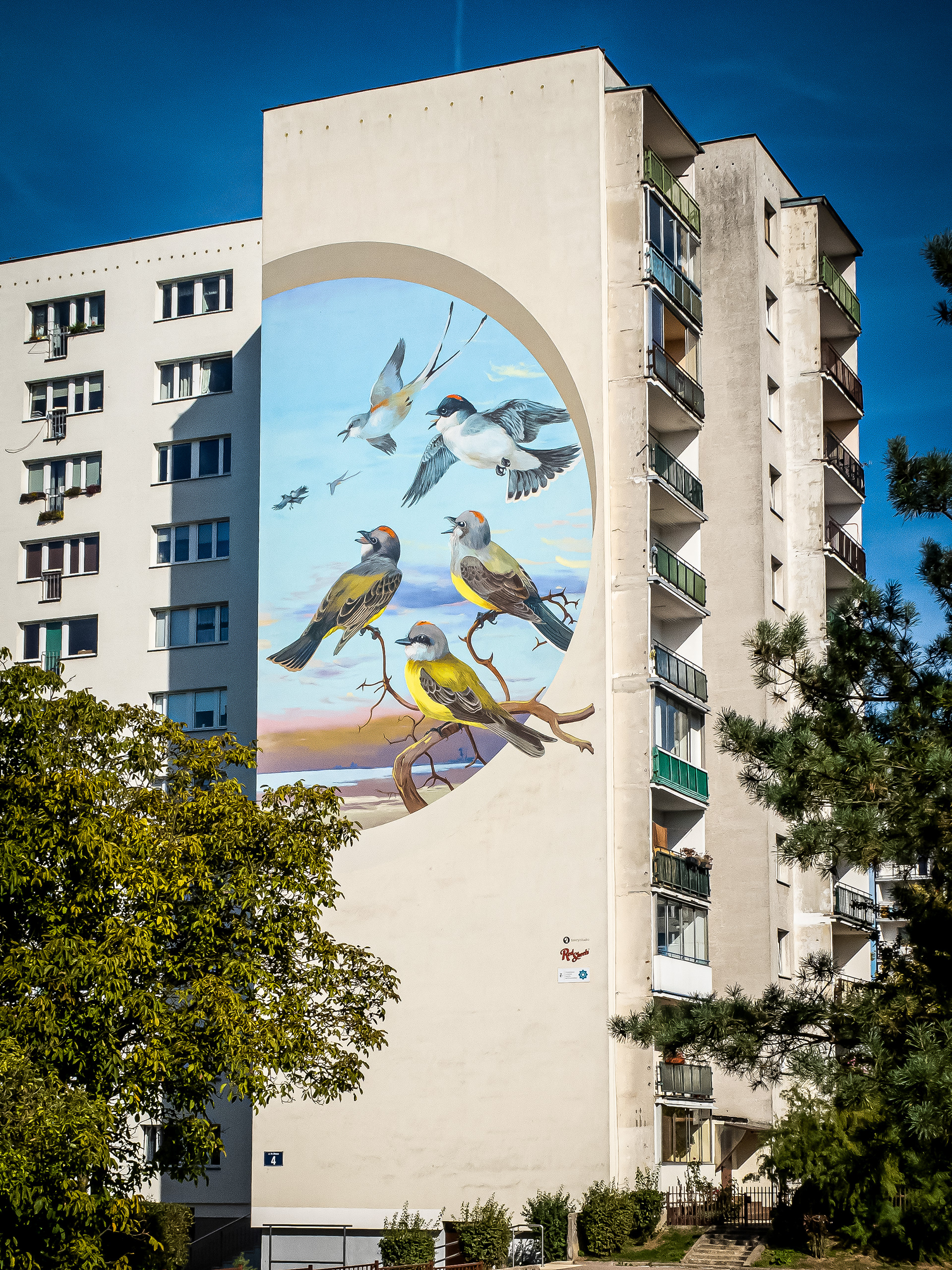 Ptaki - Ursynowskie Murale - ul. Na Uboczu 4 - Warszawa 2017