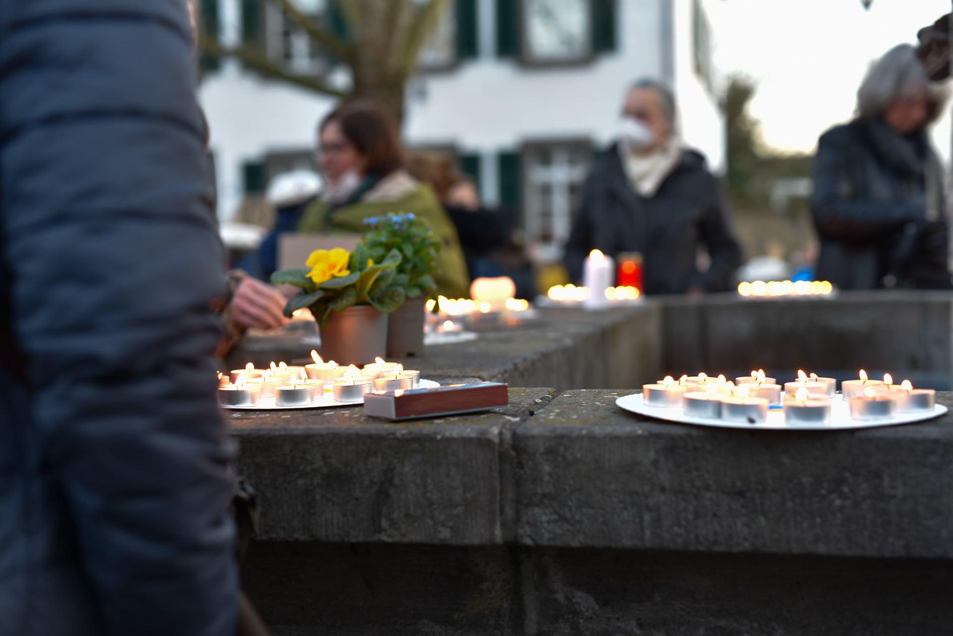 Candles for Ukrainians