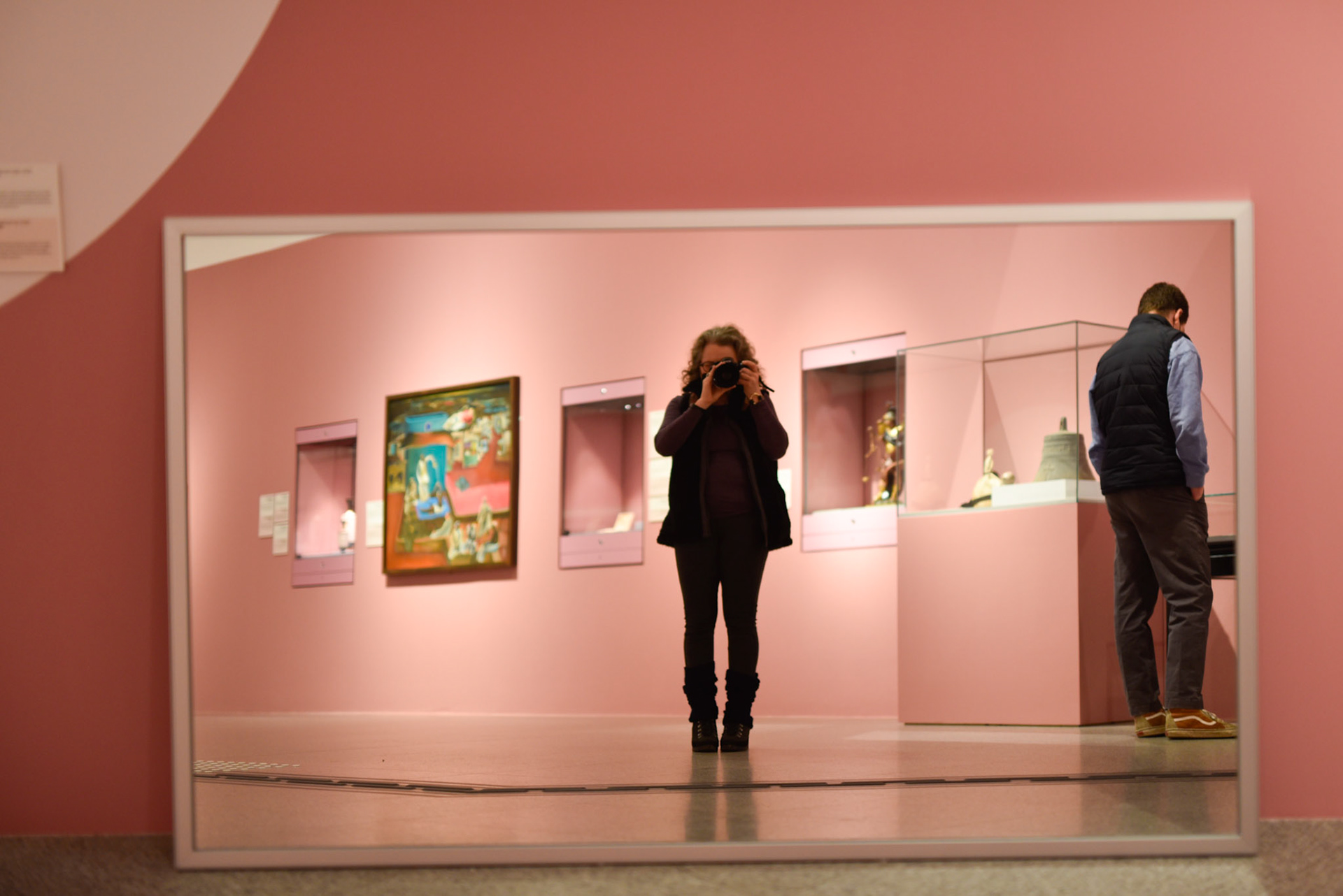 Mirrors are used in the subway in Tokyo to prevent suicide