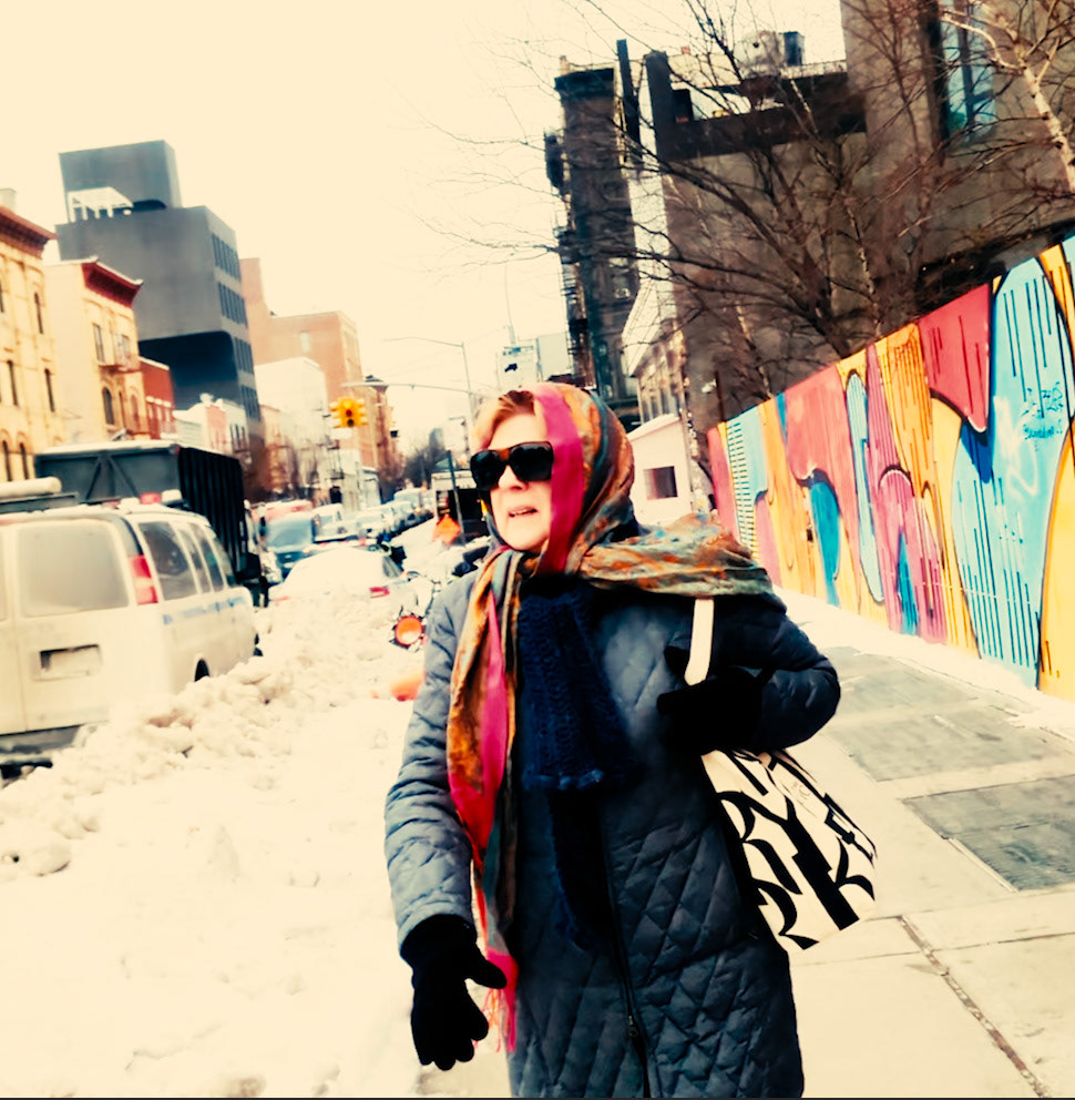 mom and mural