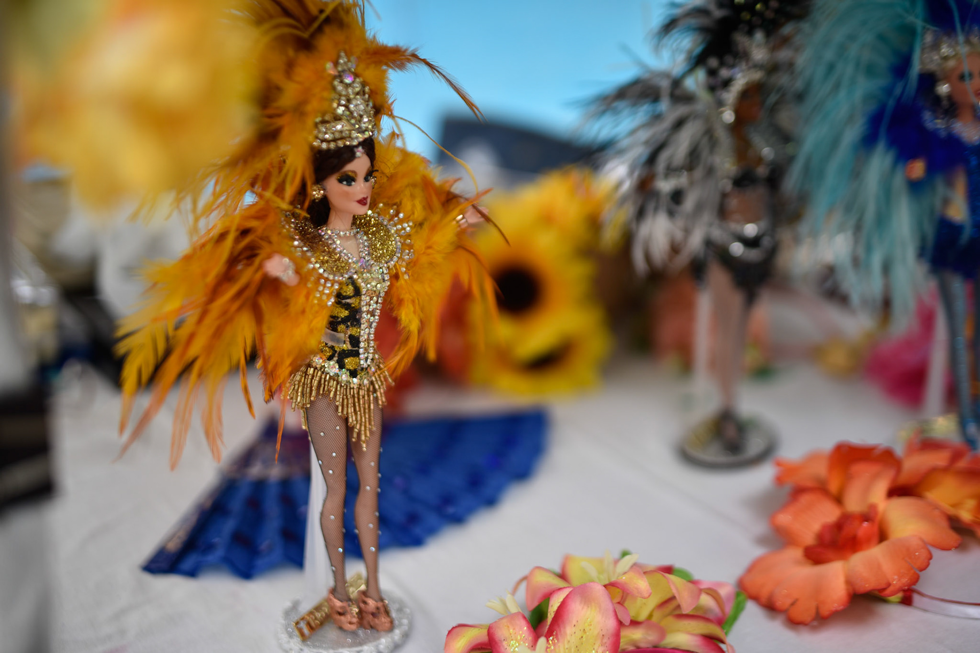 Ipanema Hippie Market samba barbie