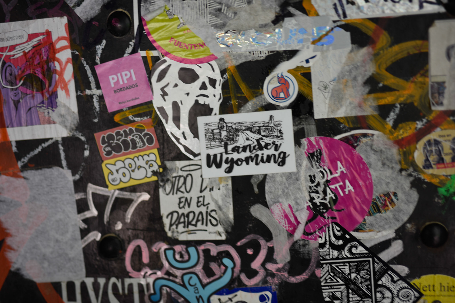 sticker tag
