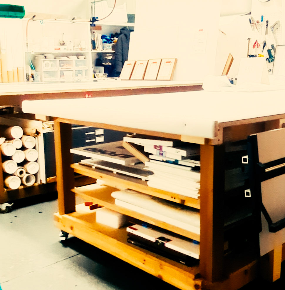 supply table