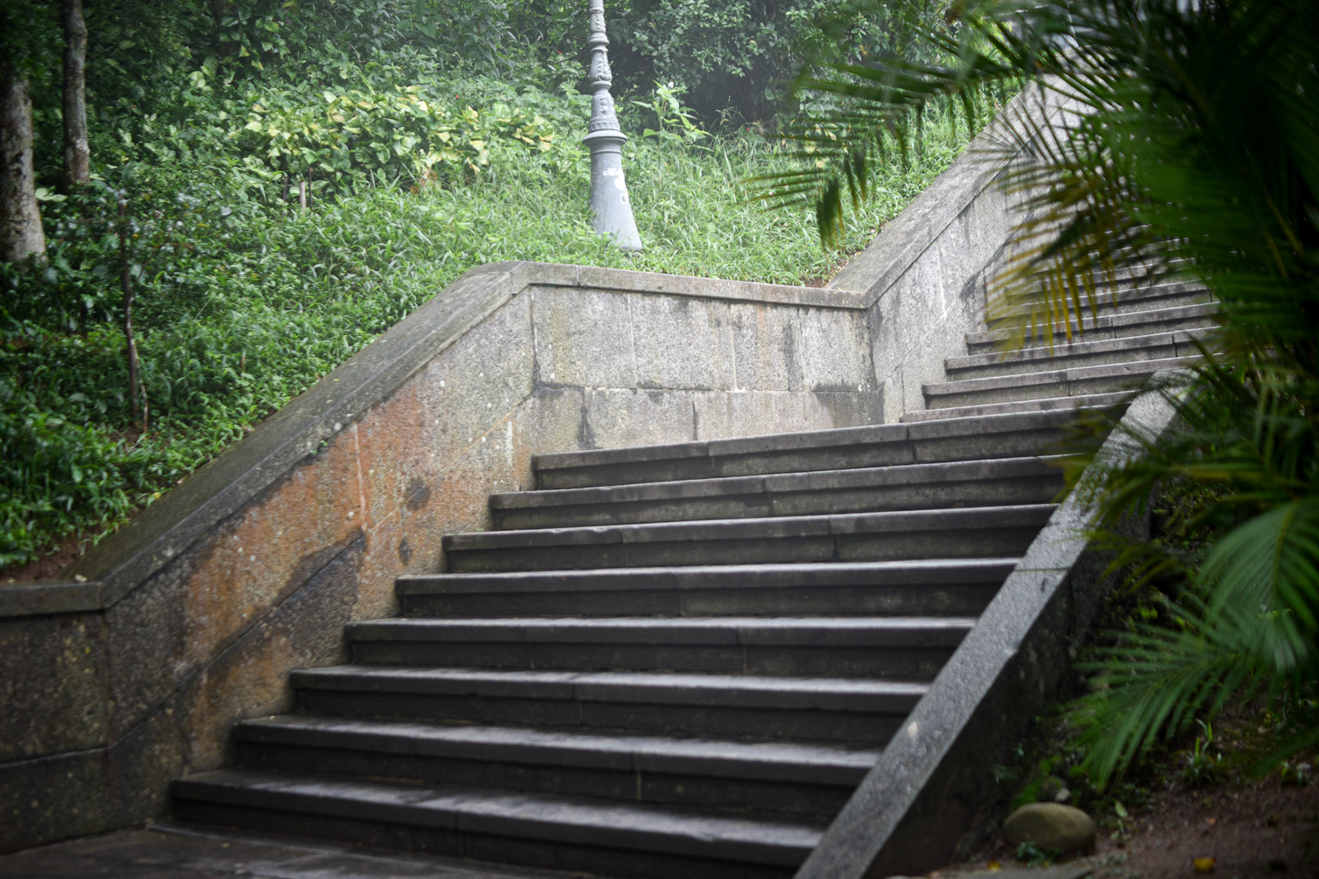 a rare moment on the stairs to the redeemer