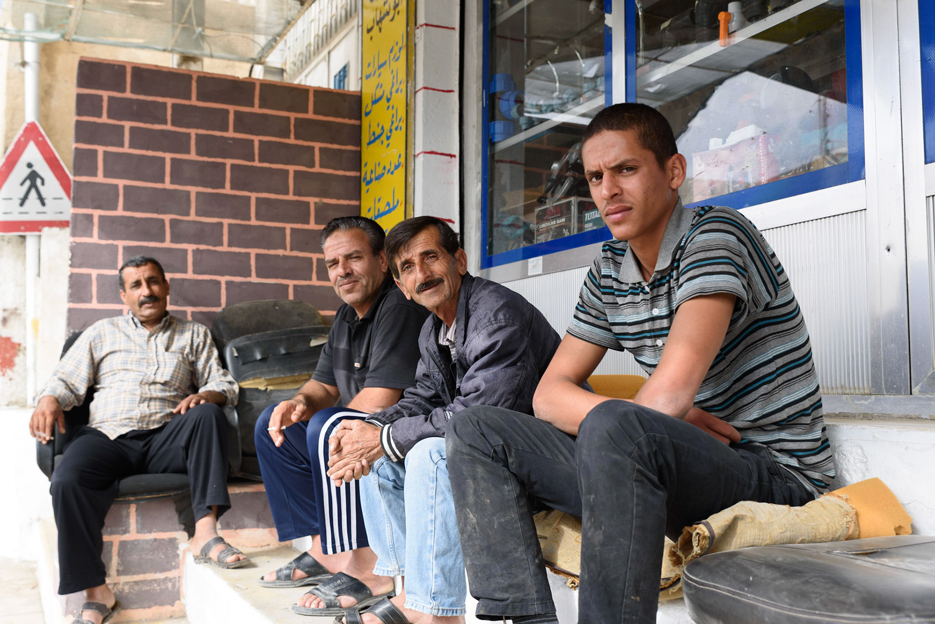 Friendly locals, Shobak area