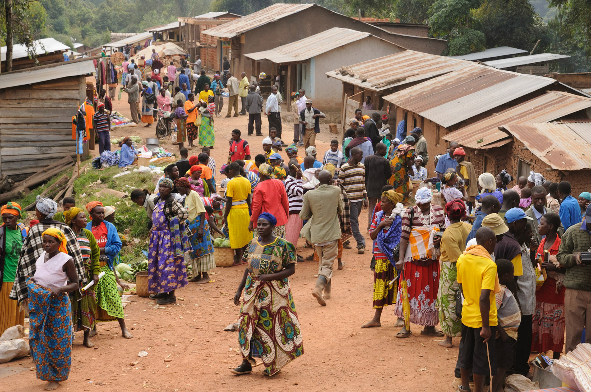 Market in Ruhija, at 2400 meter altitude