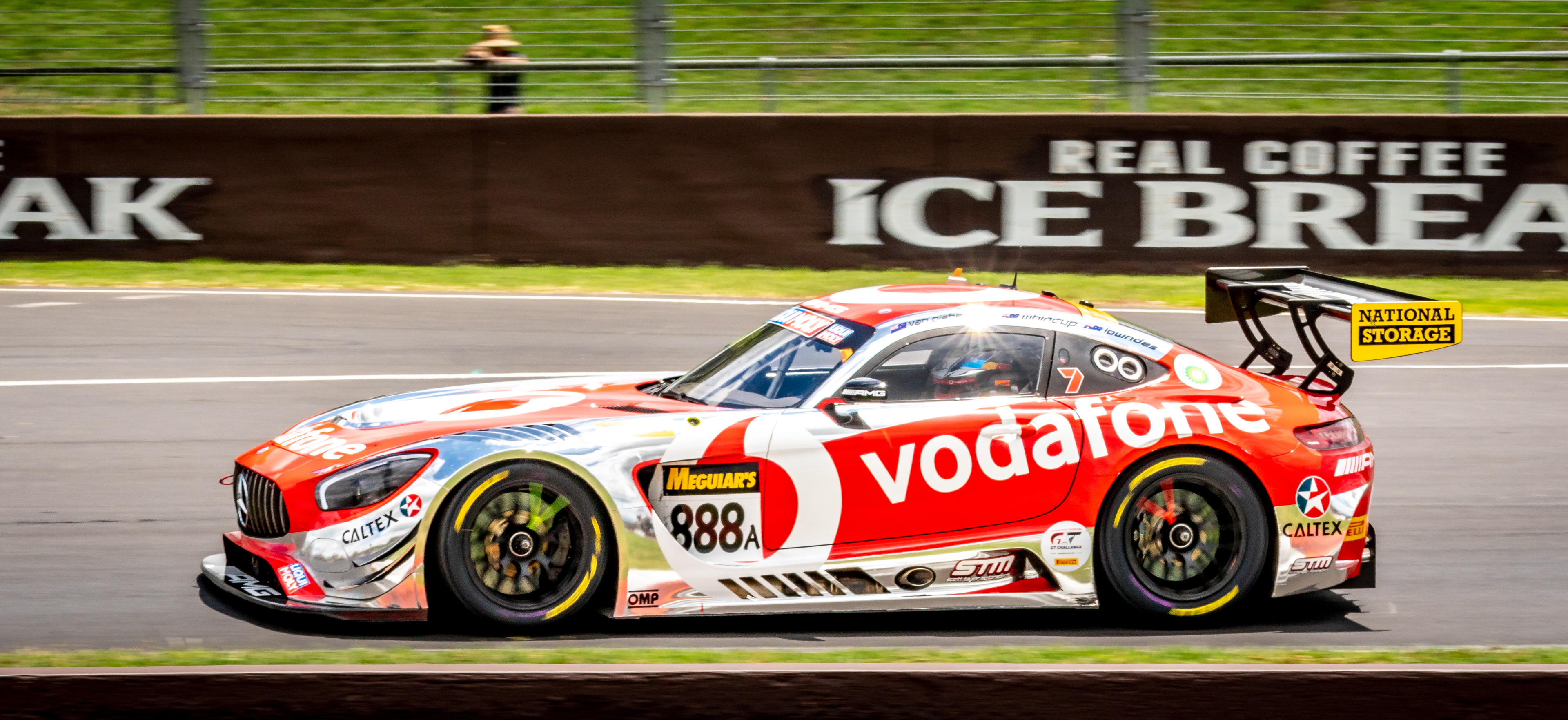 Team 888 with Lowndes, Whincup and SVG. Early favourites.