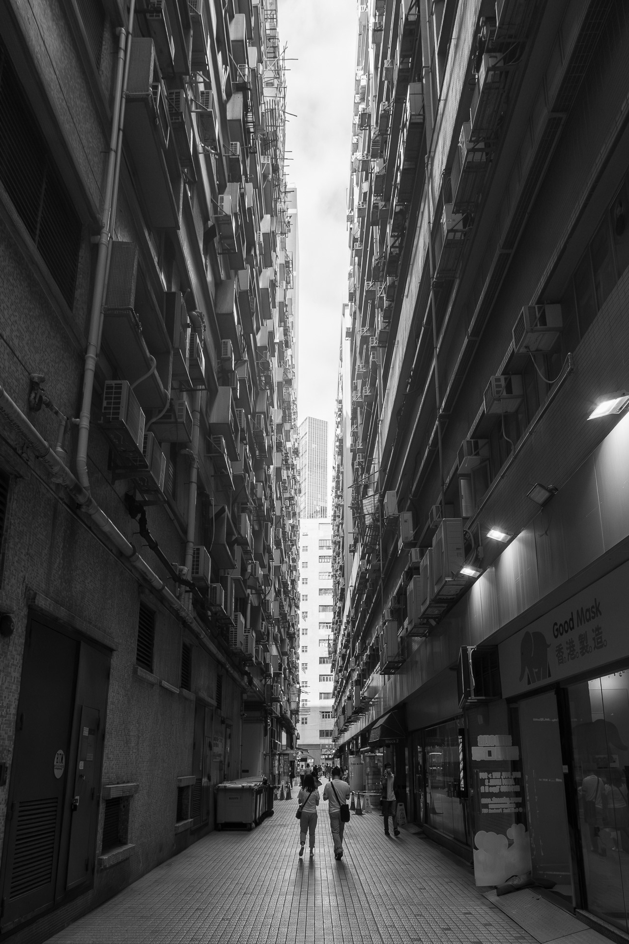 Hong Kong Alleyways, Kwun Tong in B/W