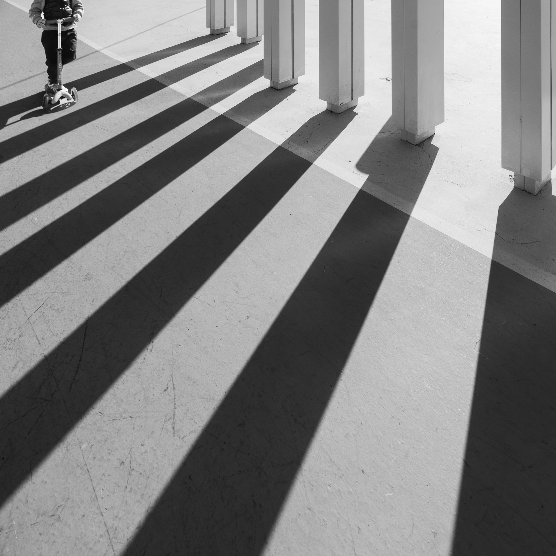 Geometry: Light and Shadows Photography in Hong Kong 1