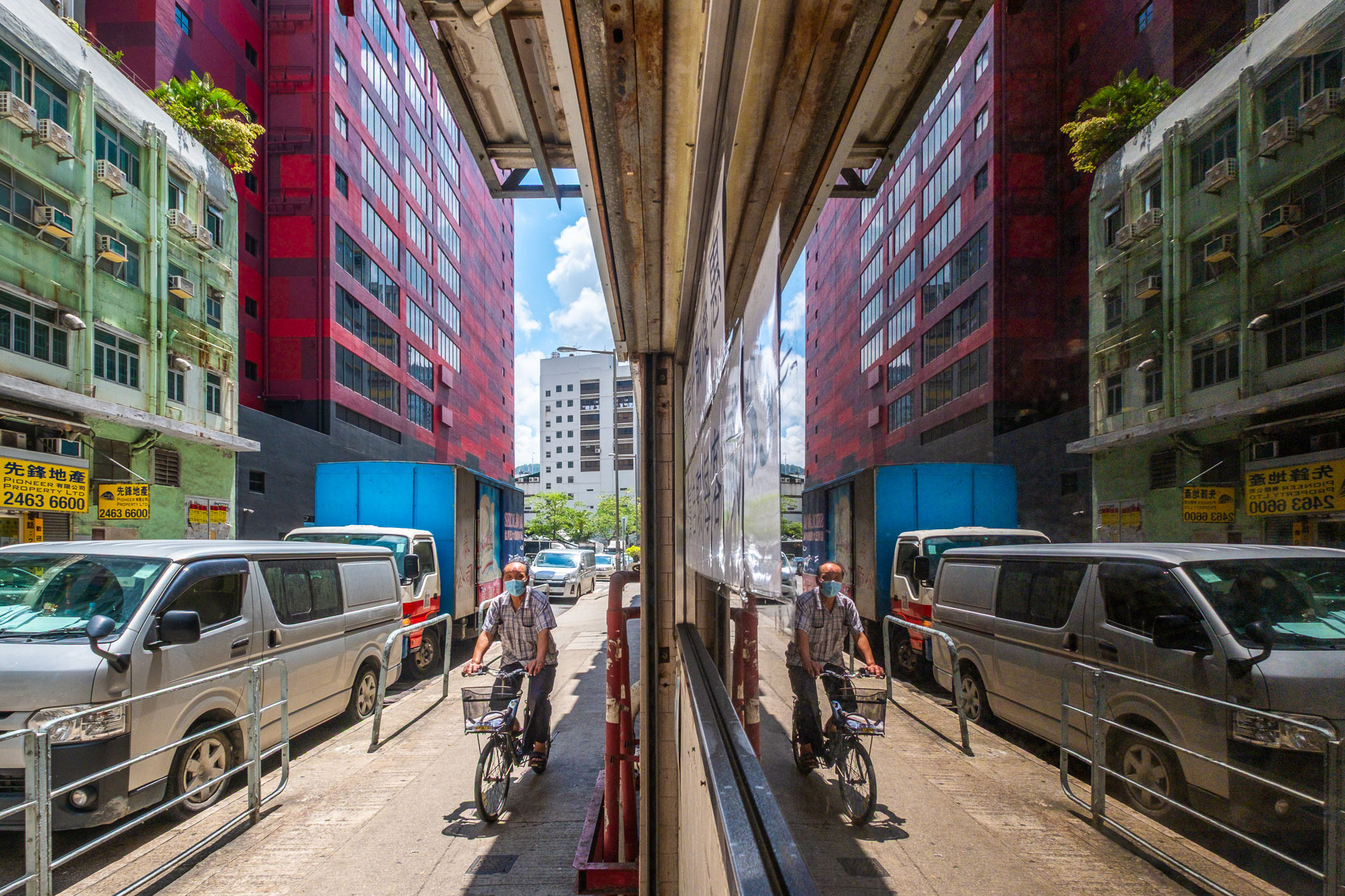 Hong Kong Mirrored Cityscape 37