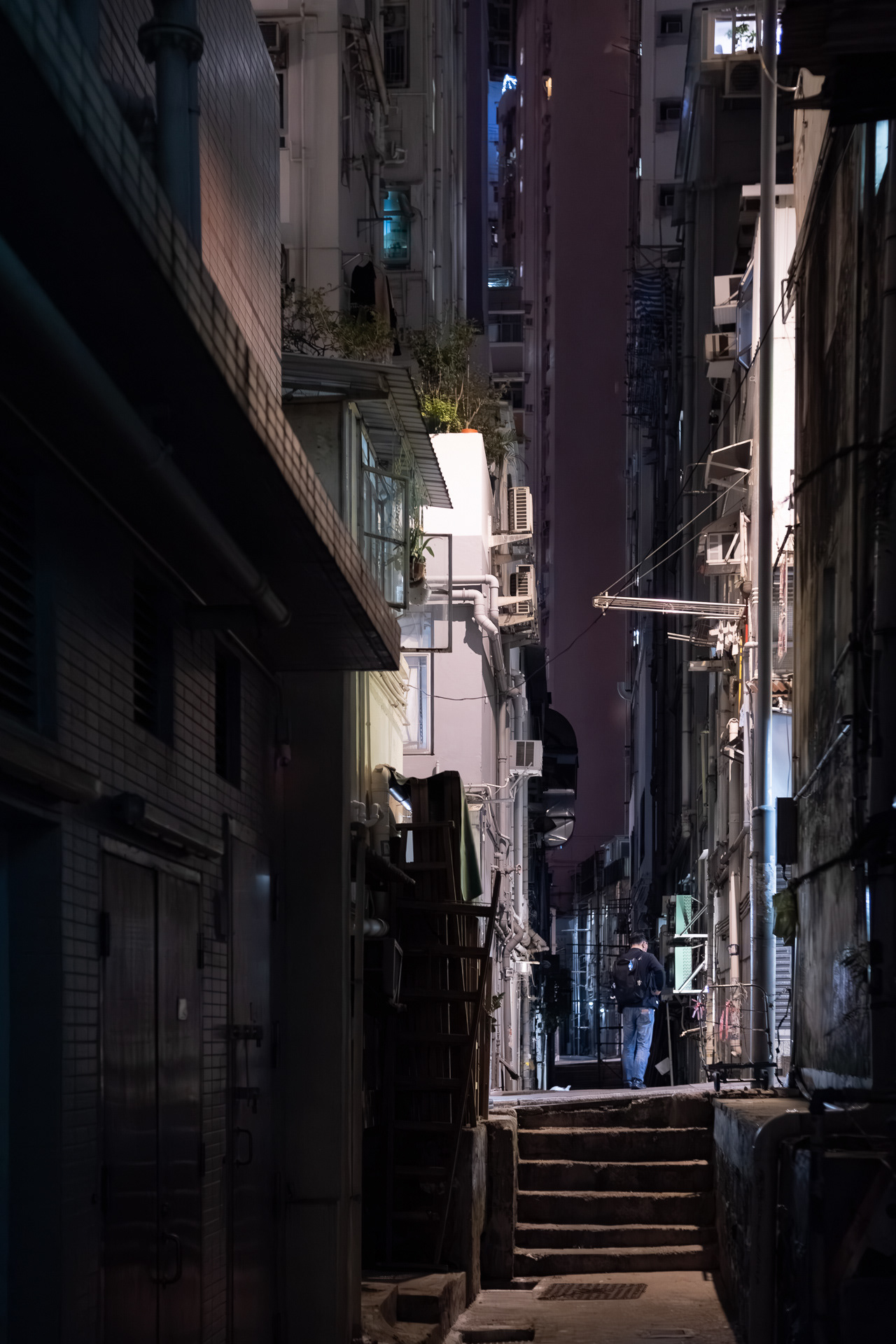 Hong Kong Night Alley 31