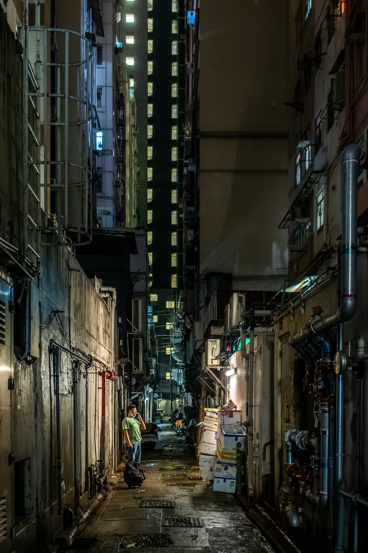 Hong Kong Night Alley 16