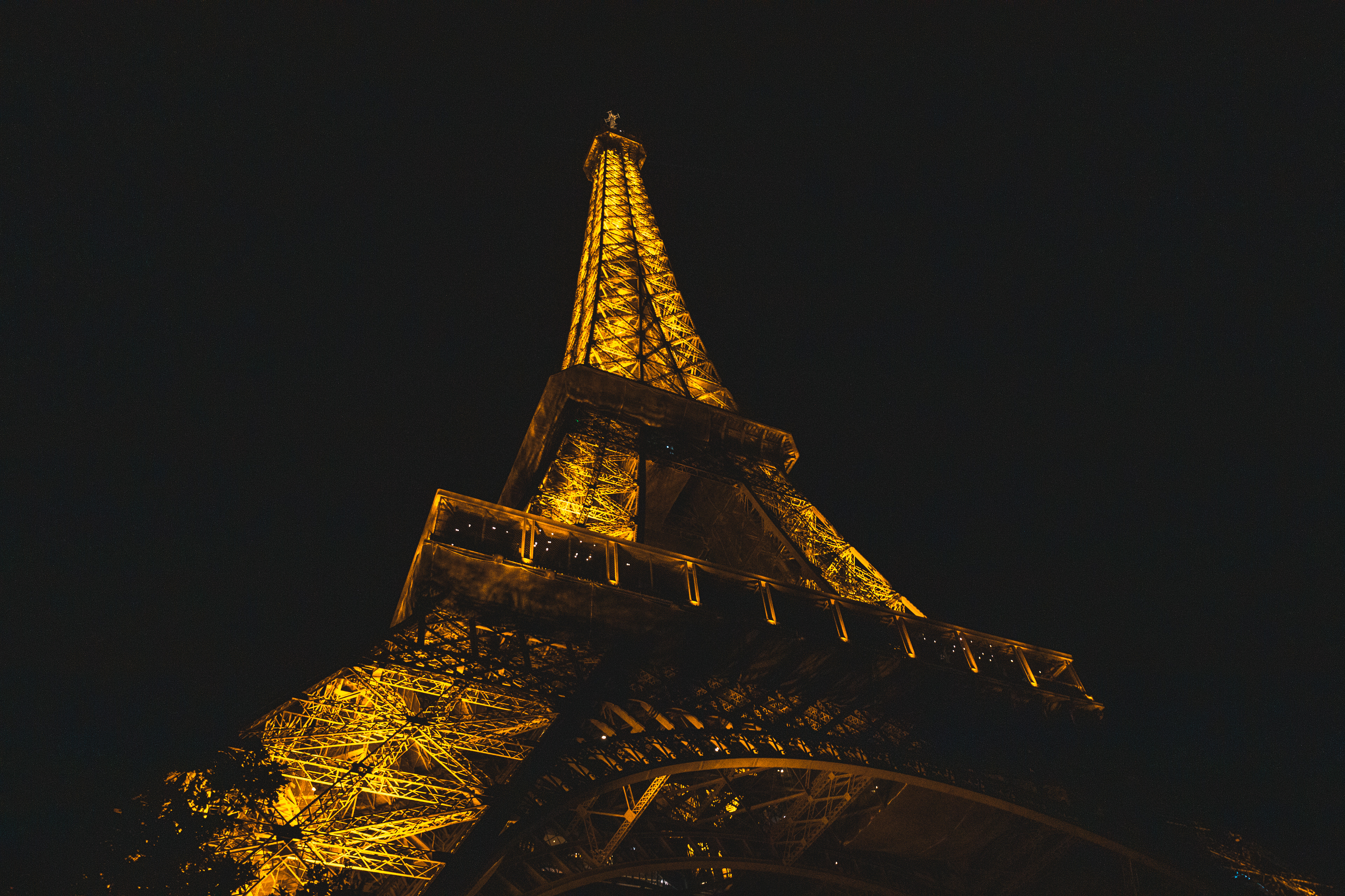 The light-up Eiffel Tower at dusk