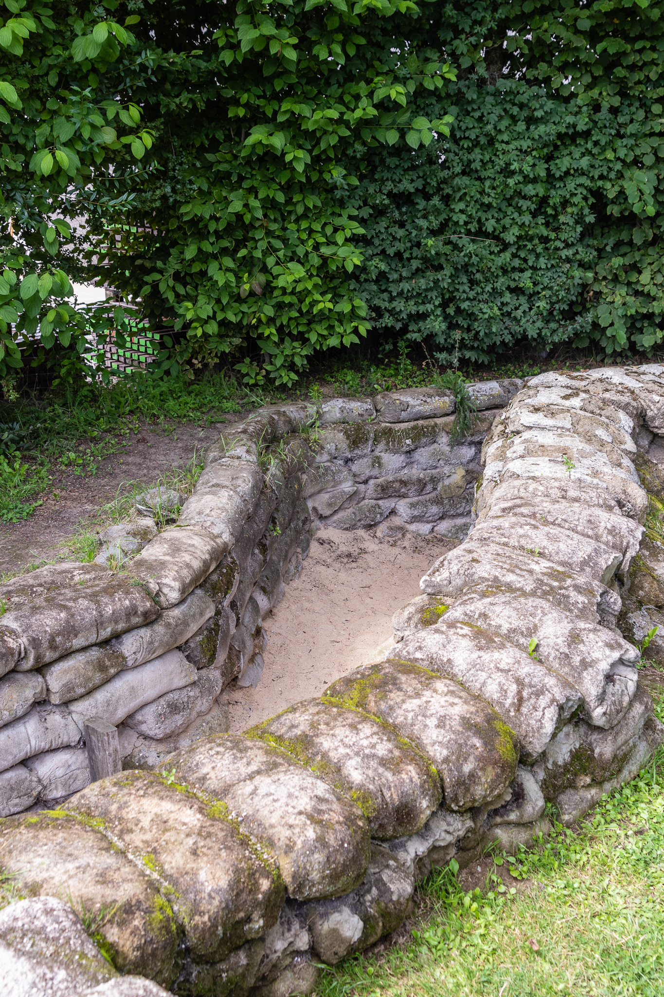 Yorkshire Trench and Dug Out, Ieper