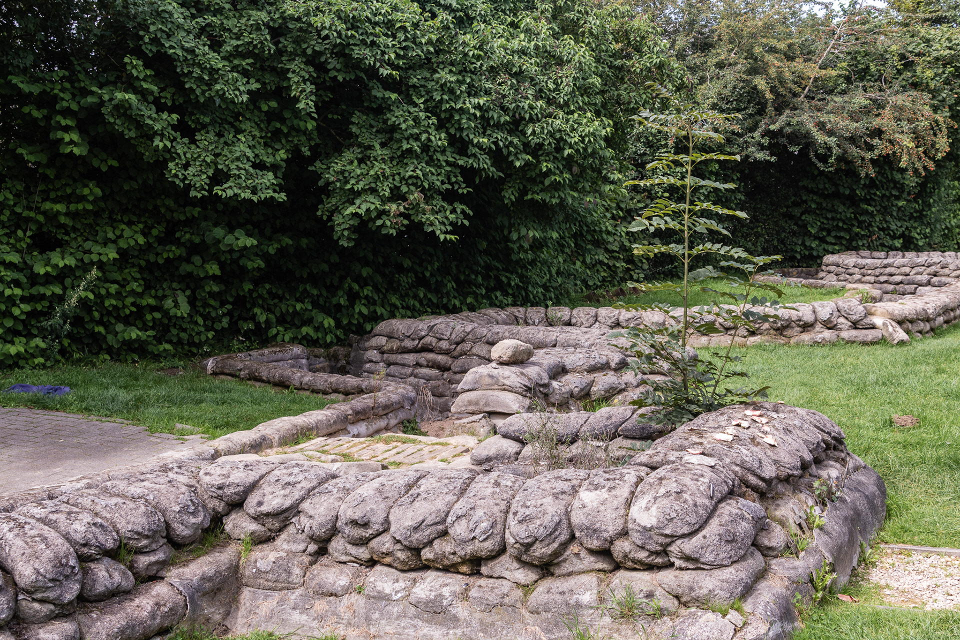 Yorkshire Trench and Dug Out, Ieper