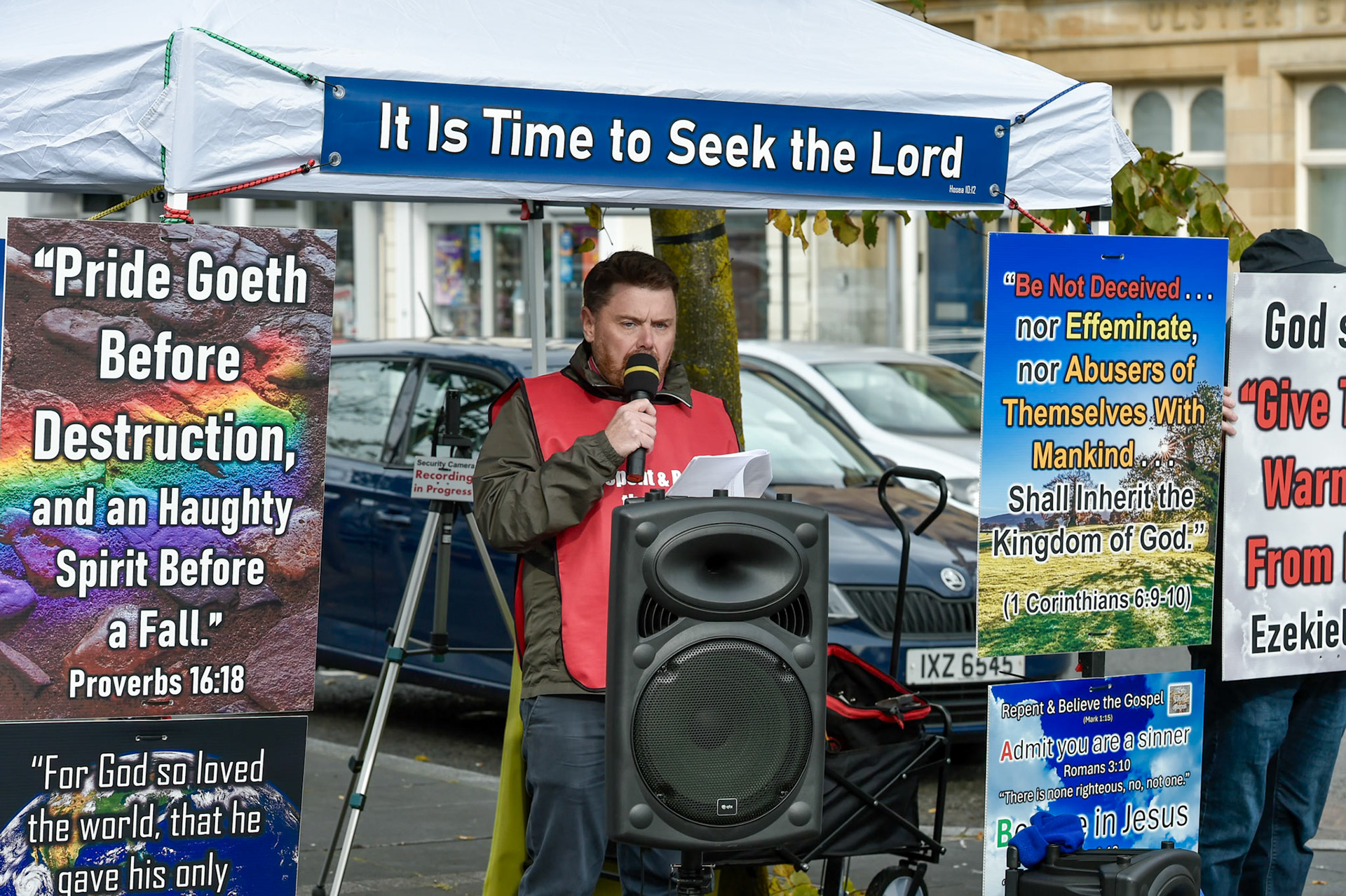 1230Hrs Saturday 5th October 2024Lurgan Co Armagh Lurgan  holds its first ever Pride Parade in Carnegie Street. Drag Queens lead 100s of supporters of the LGBTQIA+ community down Carnegie Street. Meanwhile a (10 participants) counter Pride Parade protest from  White Fields  Gospel group Tandragee Co Armagh, was held  in the town centre.