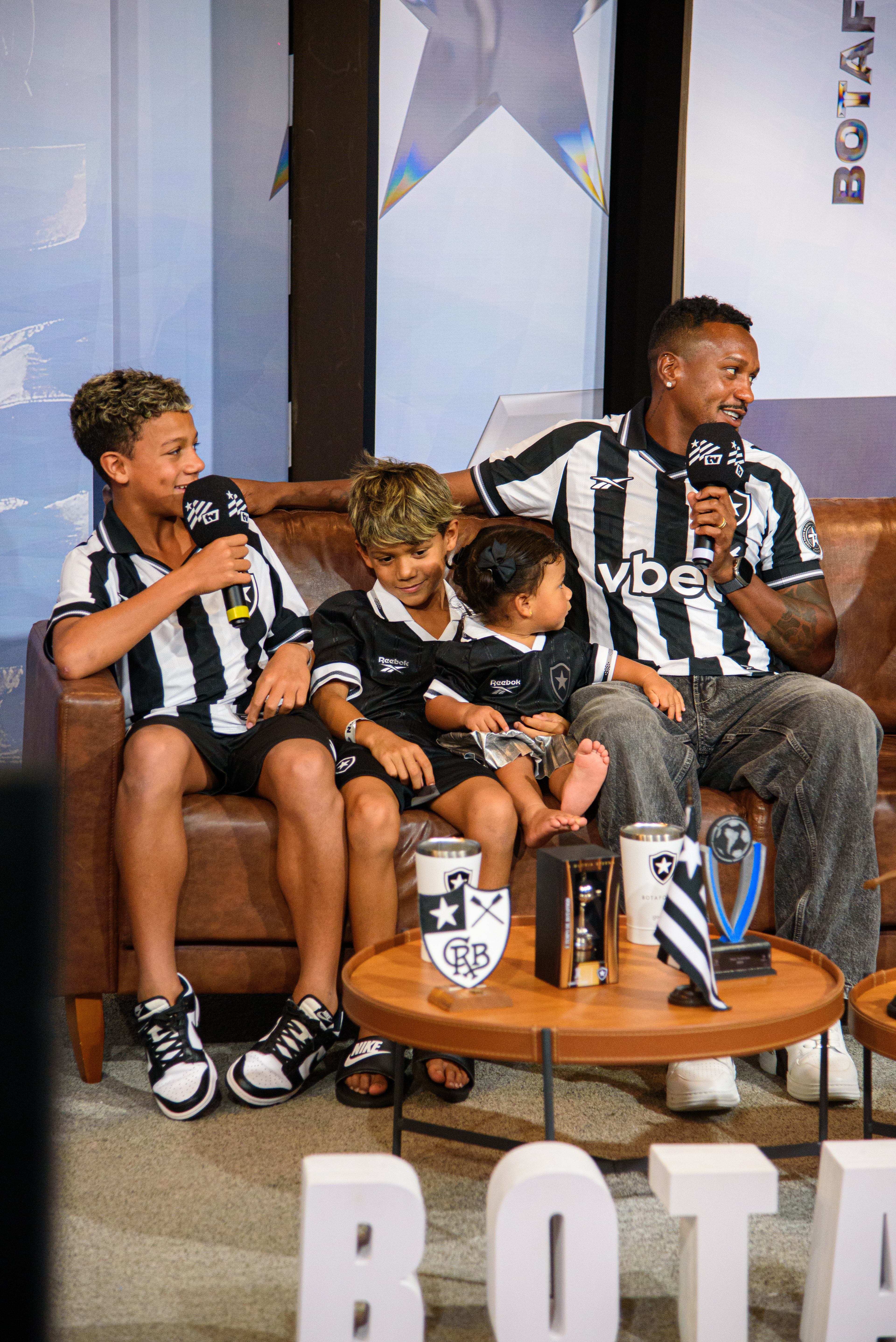 Edenilson | Botafogo — Sports production, photo 3 of 8