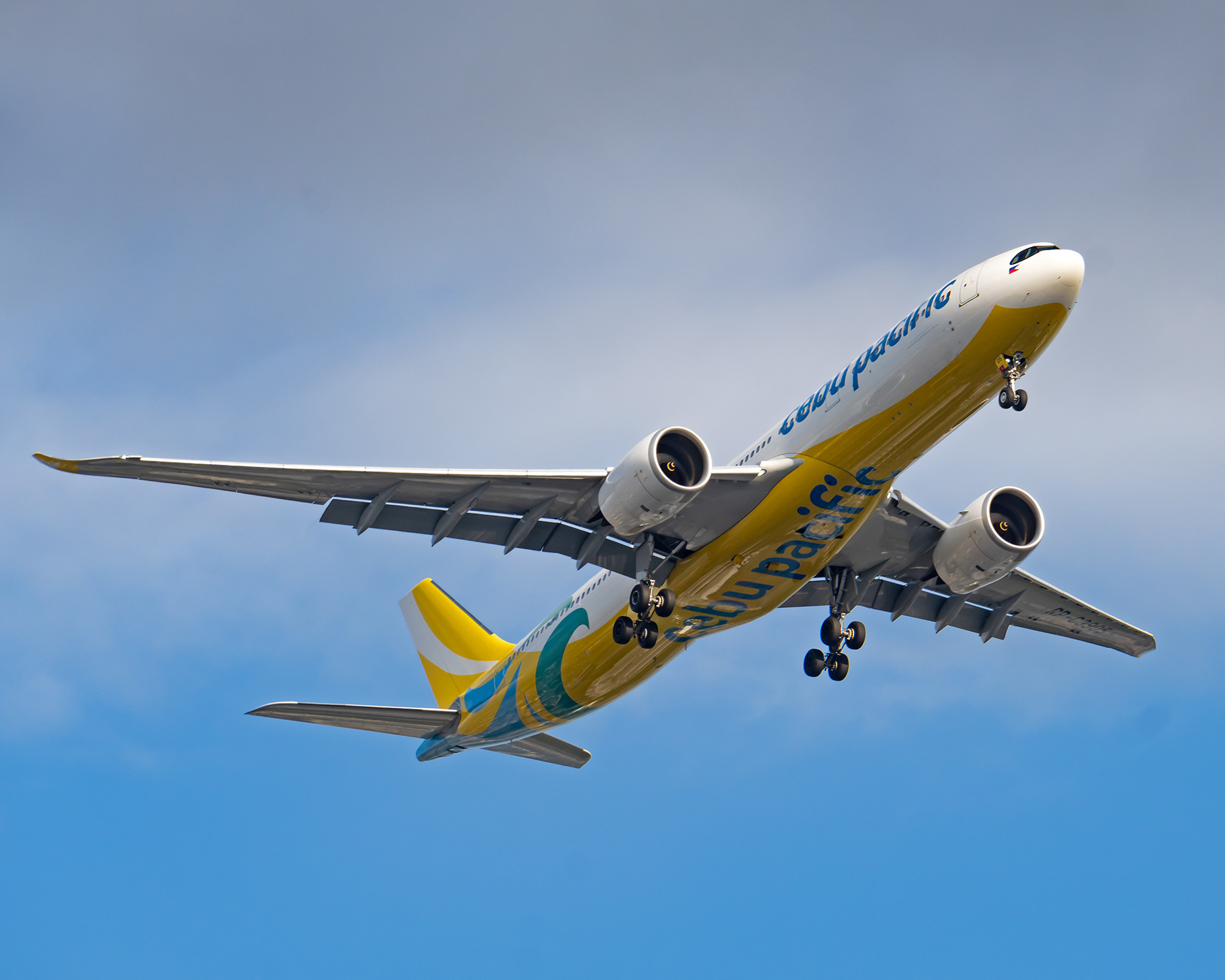 Cebu Pacific I A330-900neo I RP-C3905