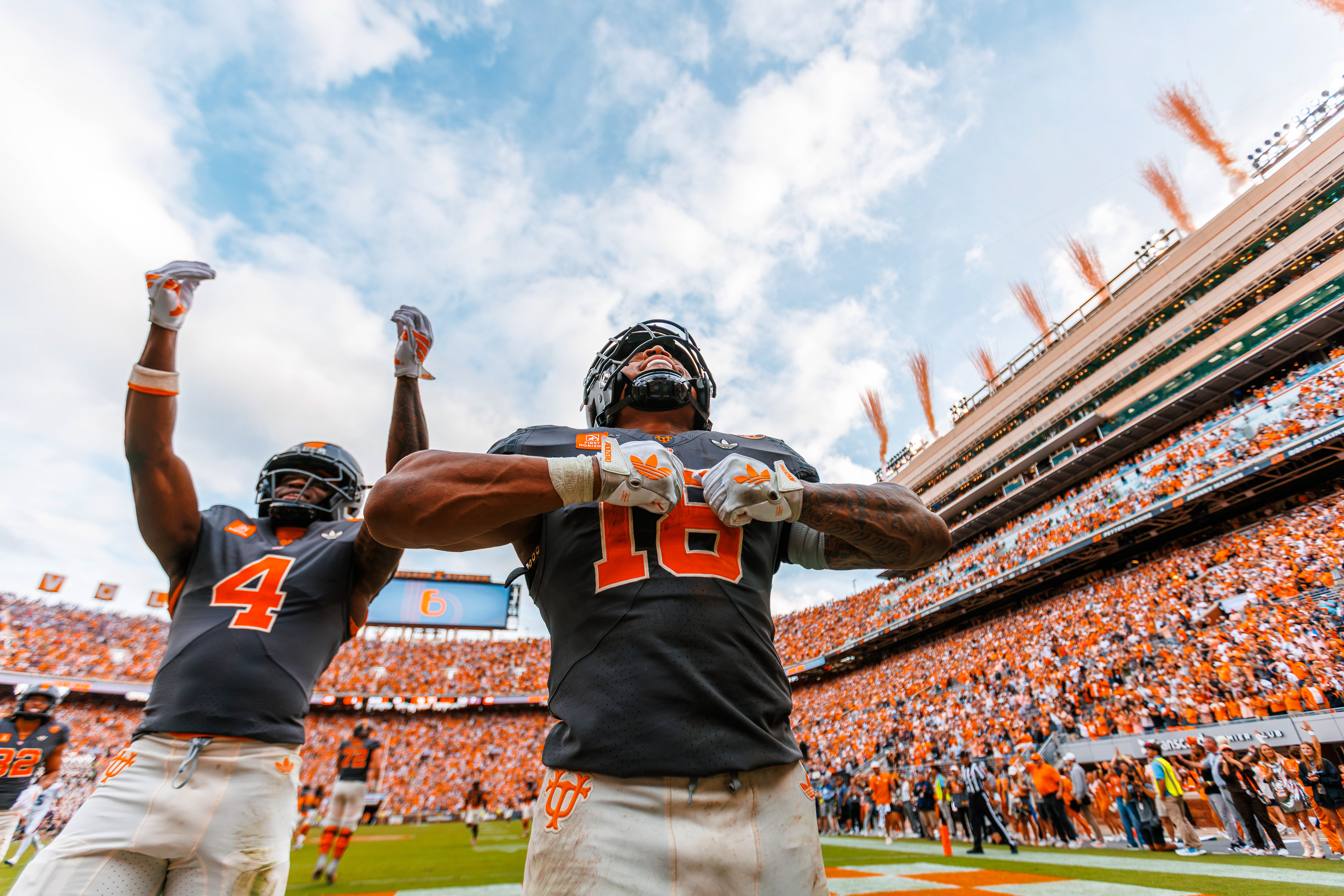 DeSean Bishop #18 of the Tennessee Volunteers celebrates with a Superman pose after a long touchdown run against the Auburn Tigers in the third quarter at Neyland Stadium on October 3, 2026. (Photo by Miles Lineberger / Tennessee Football)